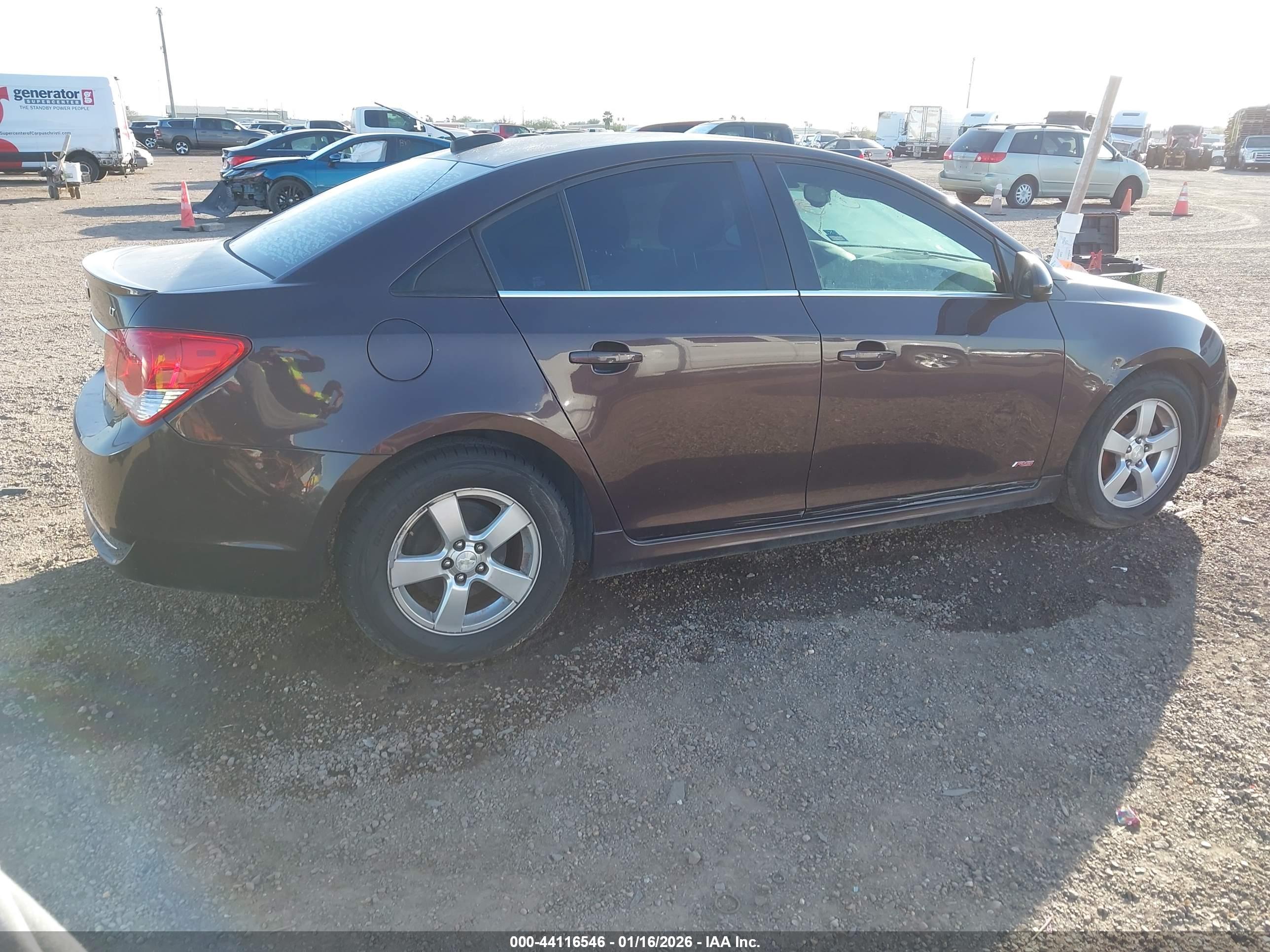 CHEVROLET CRUZE image 4