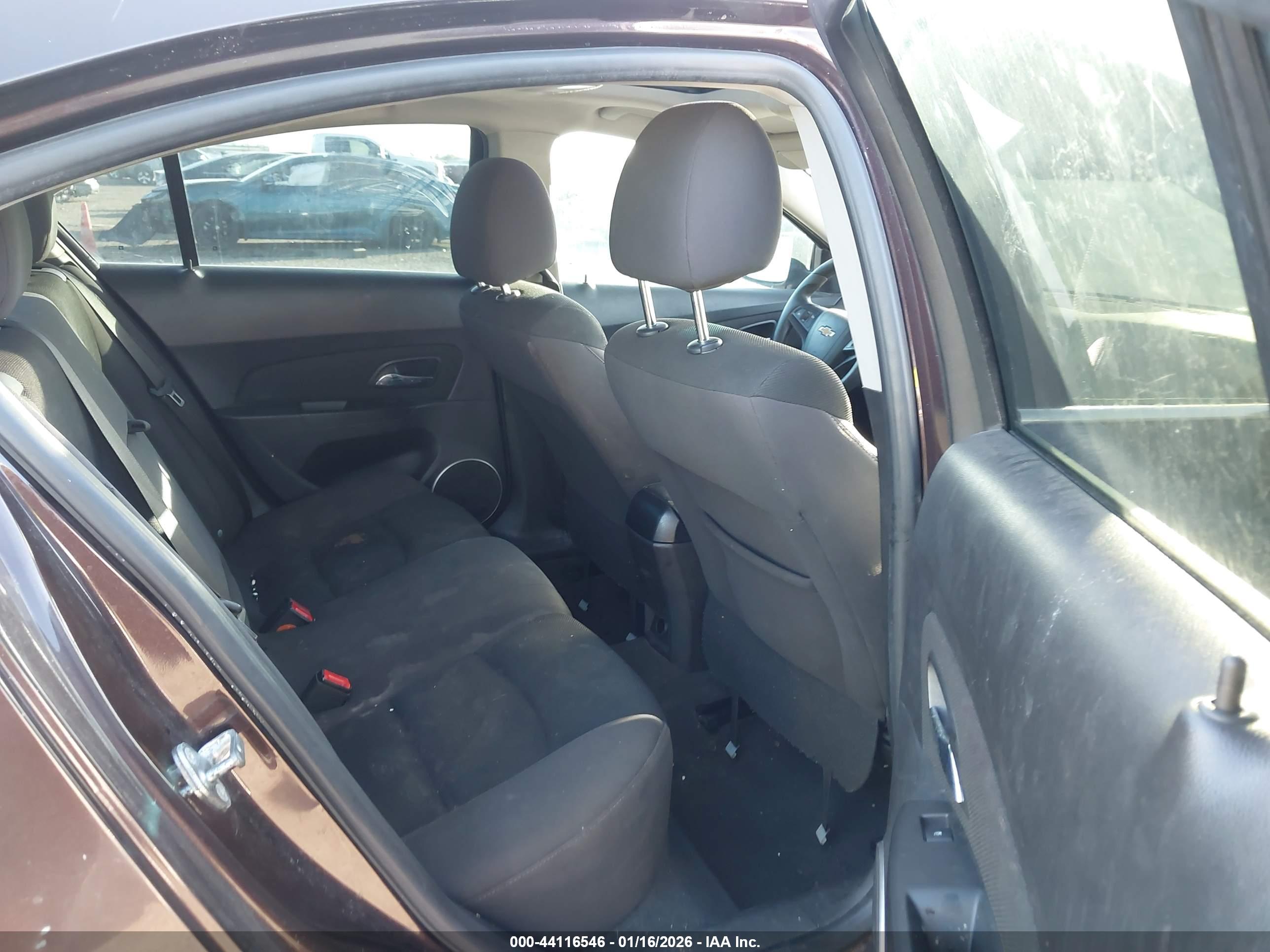 CHEVROLET CRUZE image 8