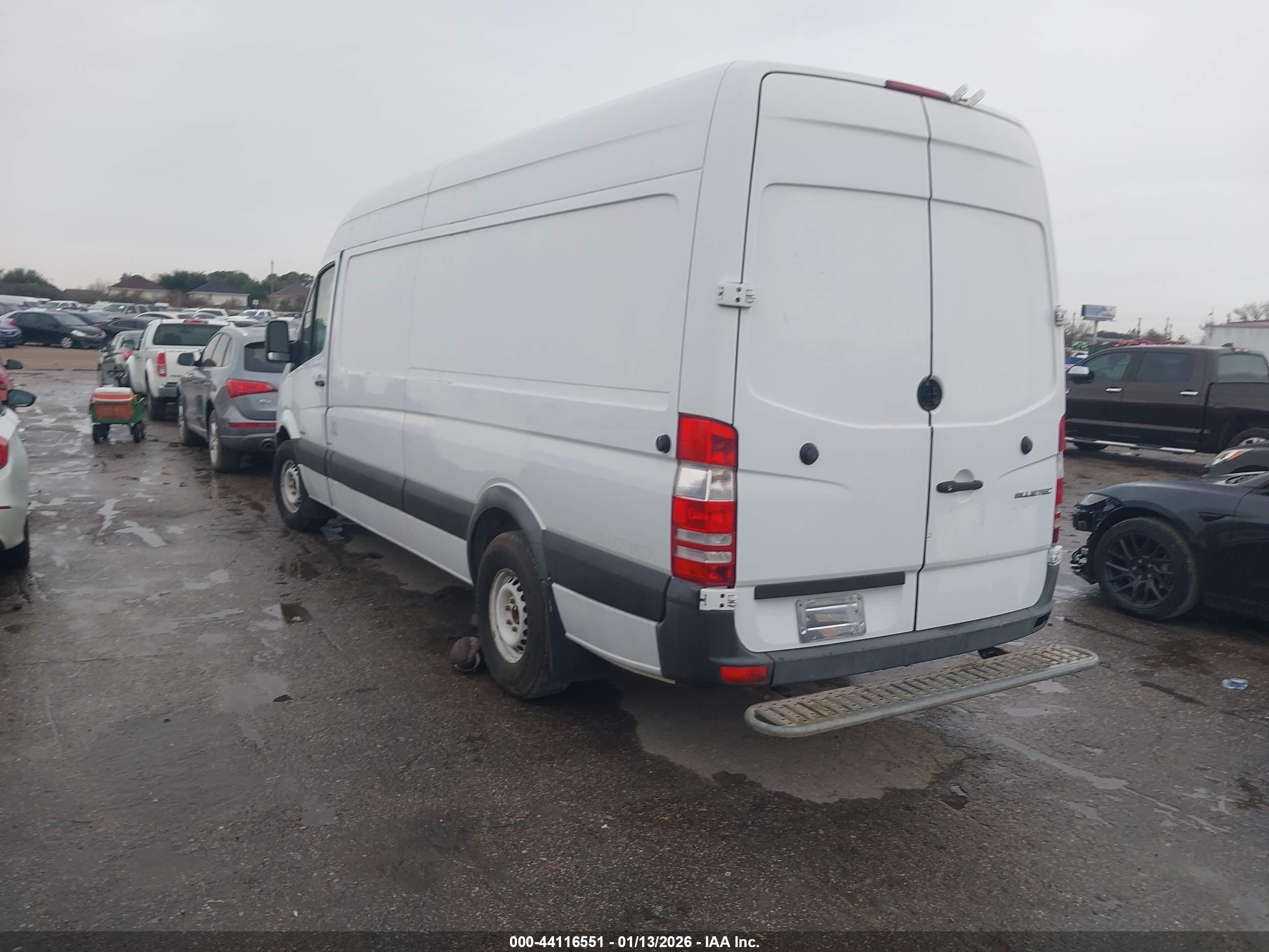 MERCEDES-BENZ SPRINTER image 3