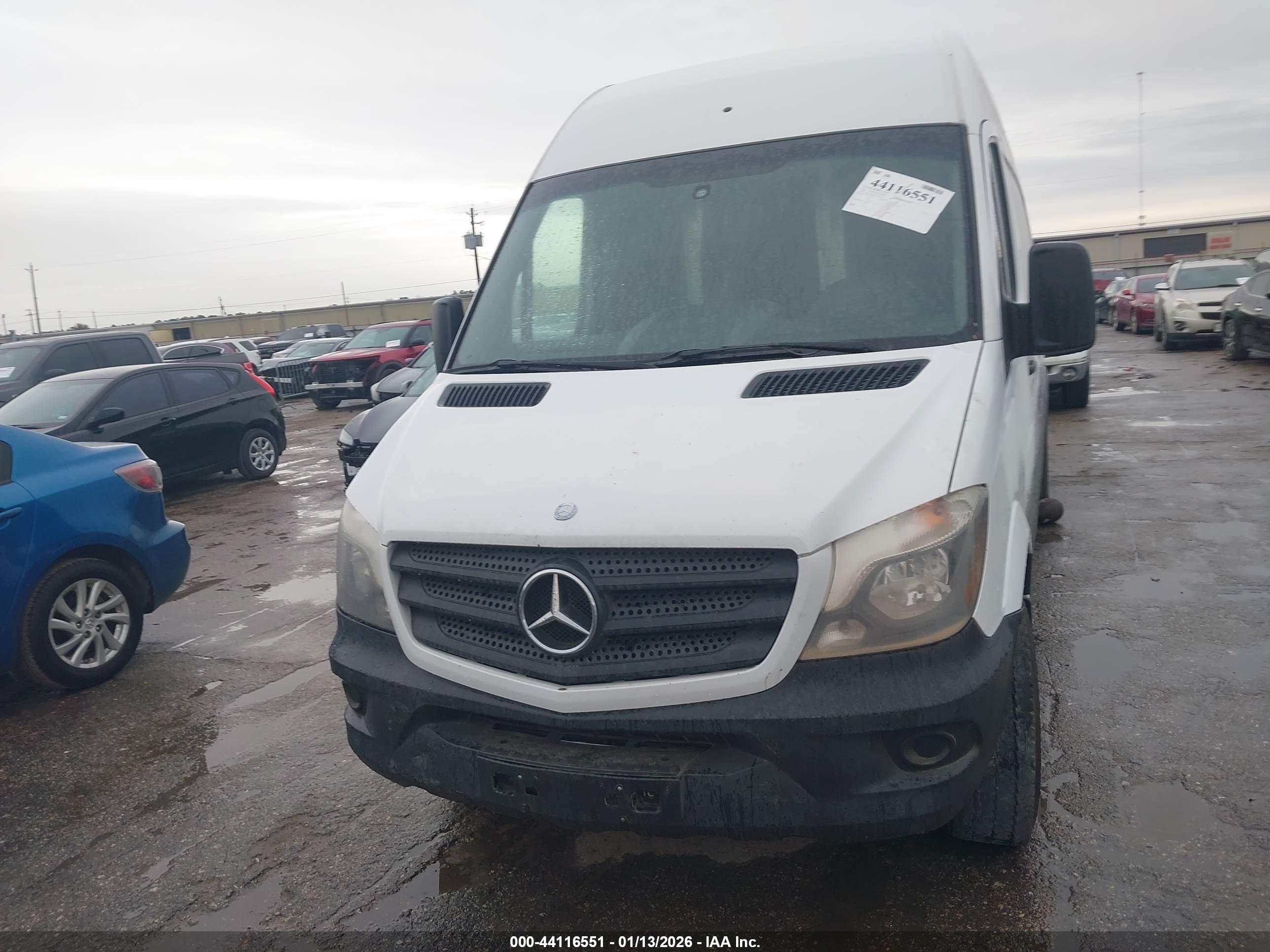 MERCEDES-BENZ SPRINTER image 6