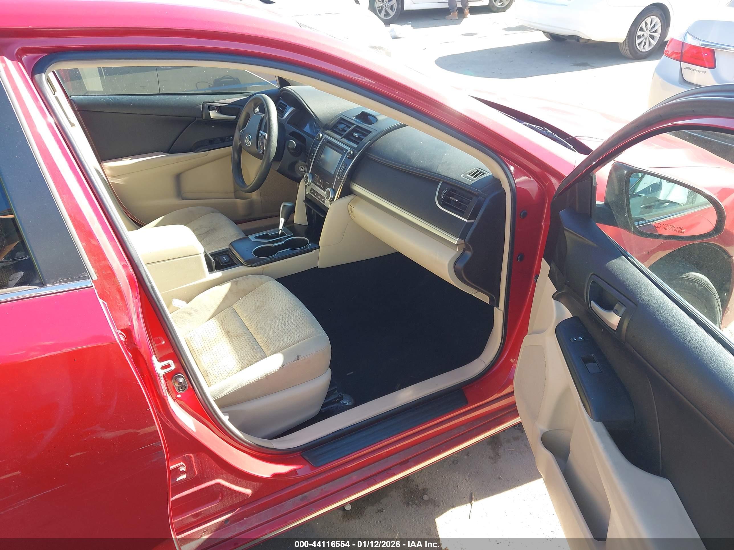 TOYOTA CAMRY image 5