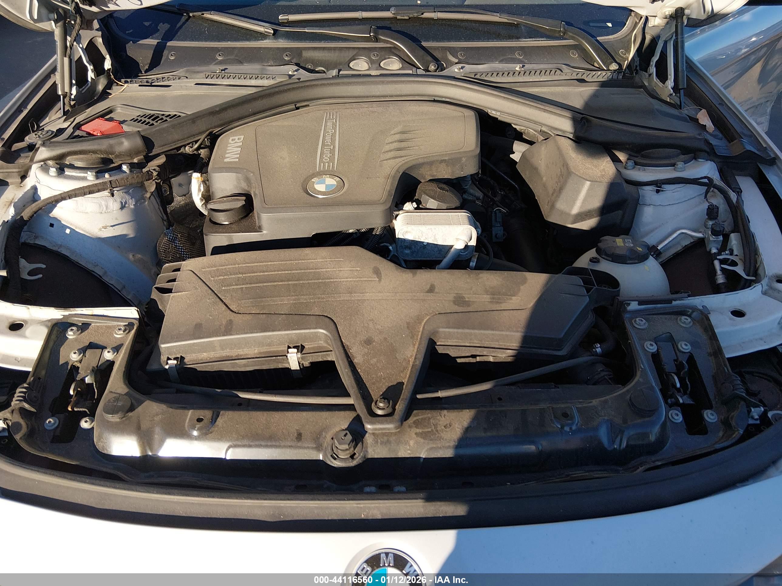 BMW 320I image 10