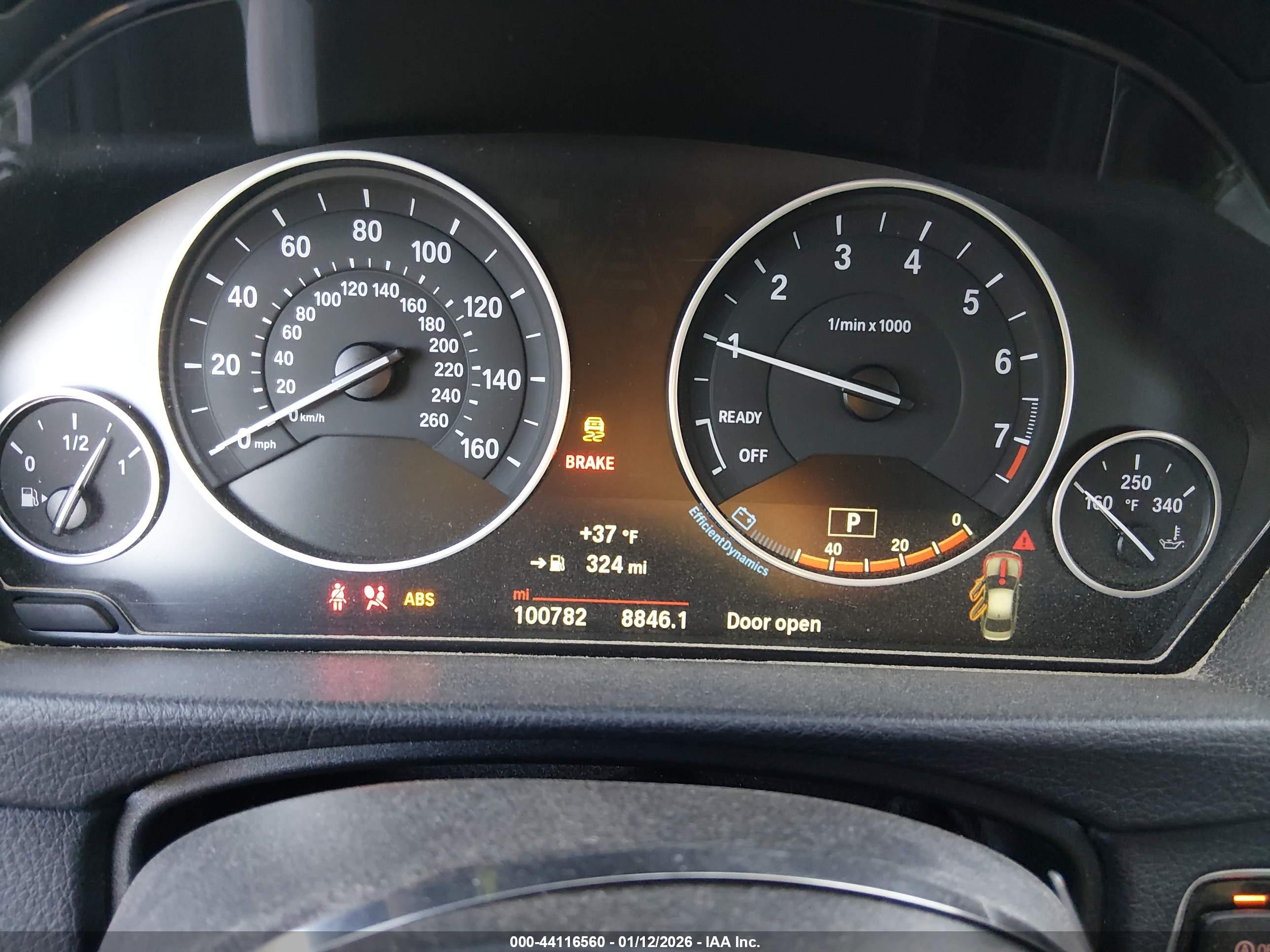 BMW 320I image 7