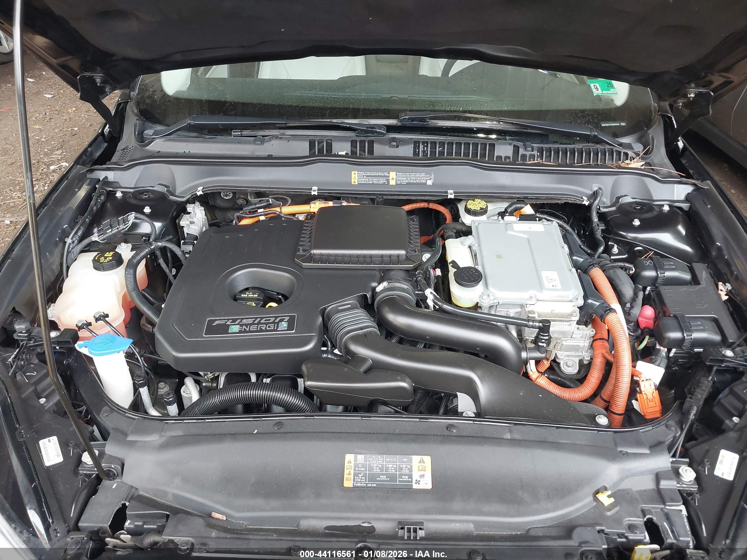 FORD FUSION image 10