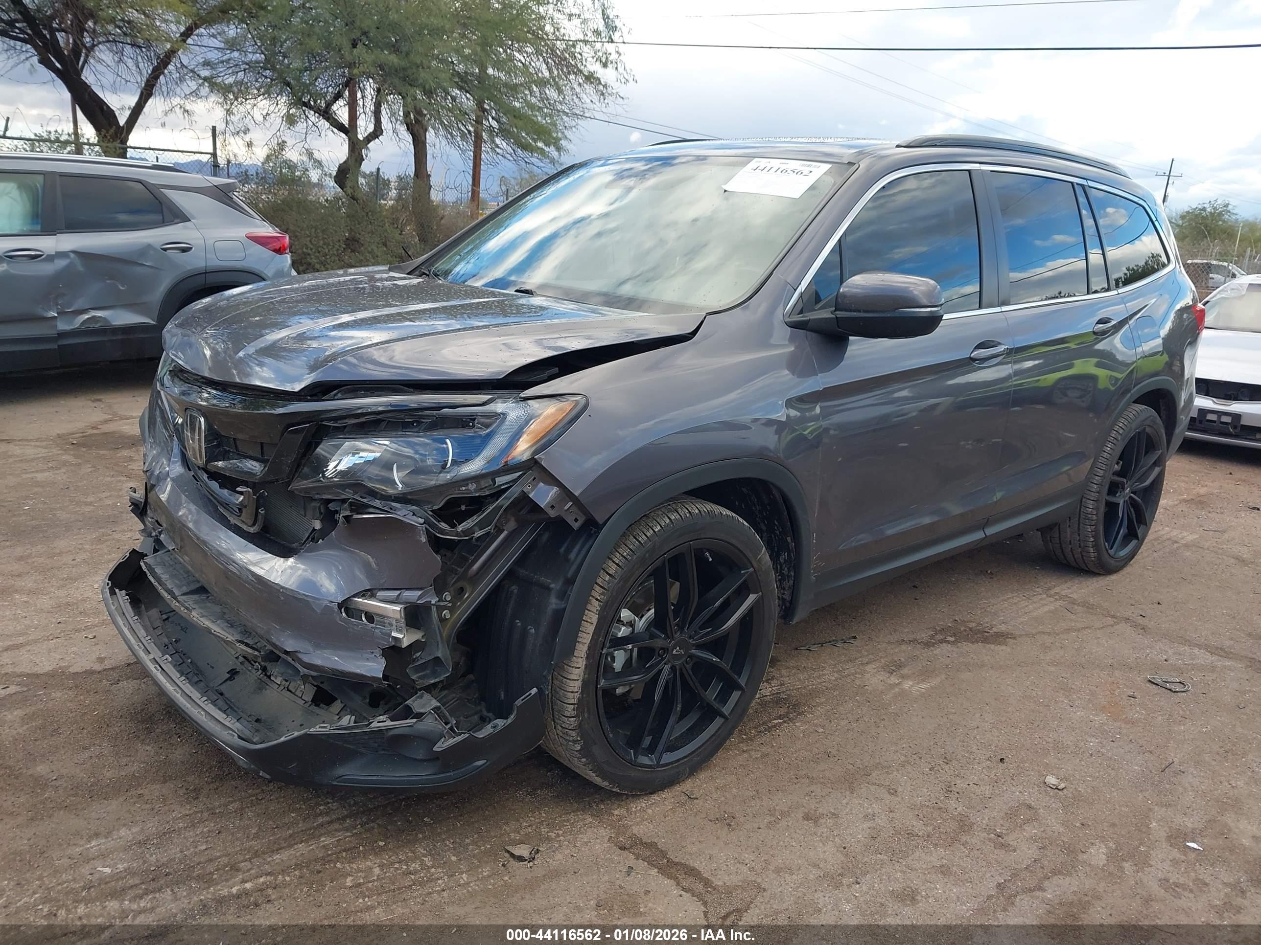 HONDA PILOT image 6