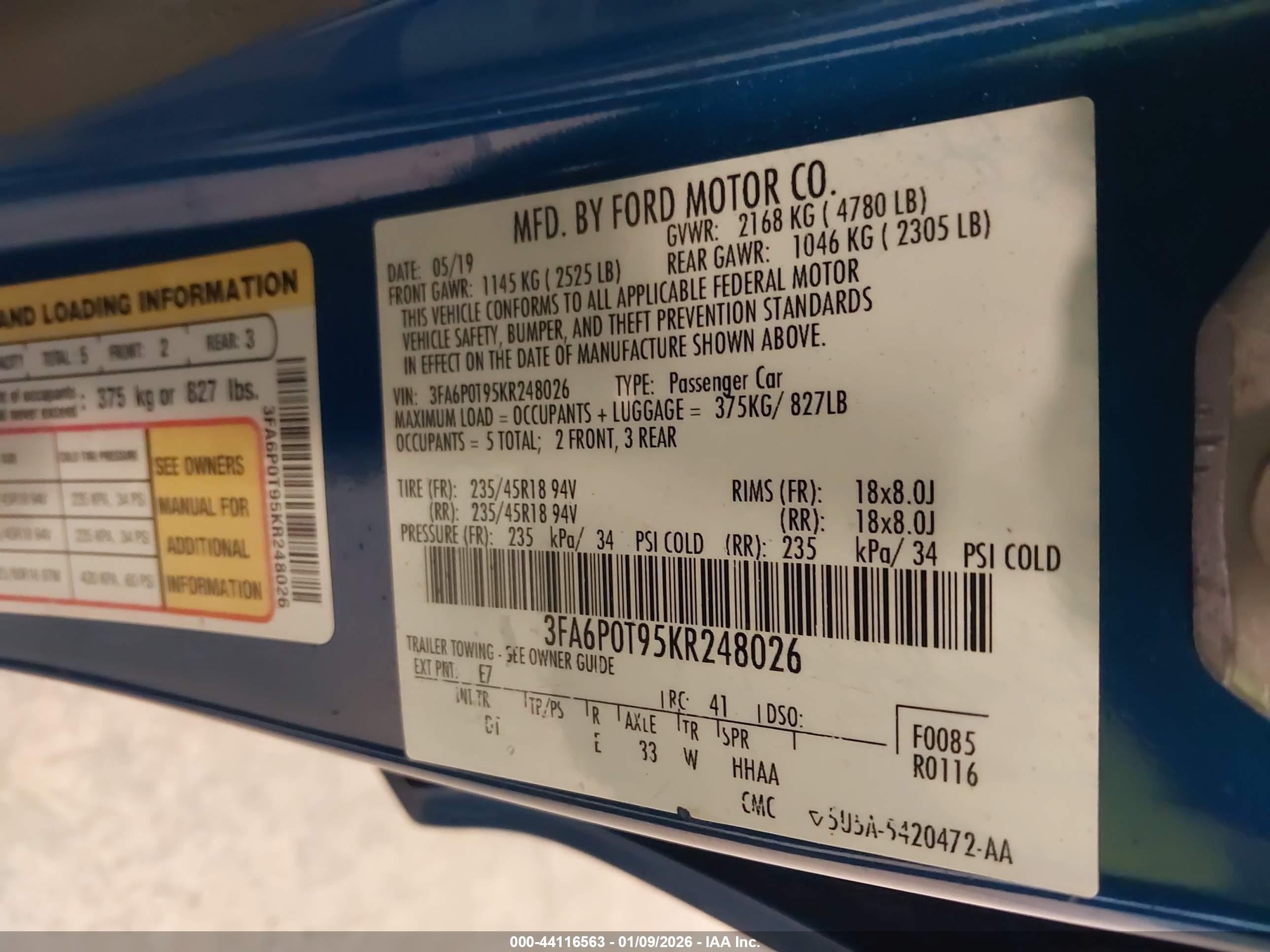FORD FUSION image 9