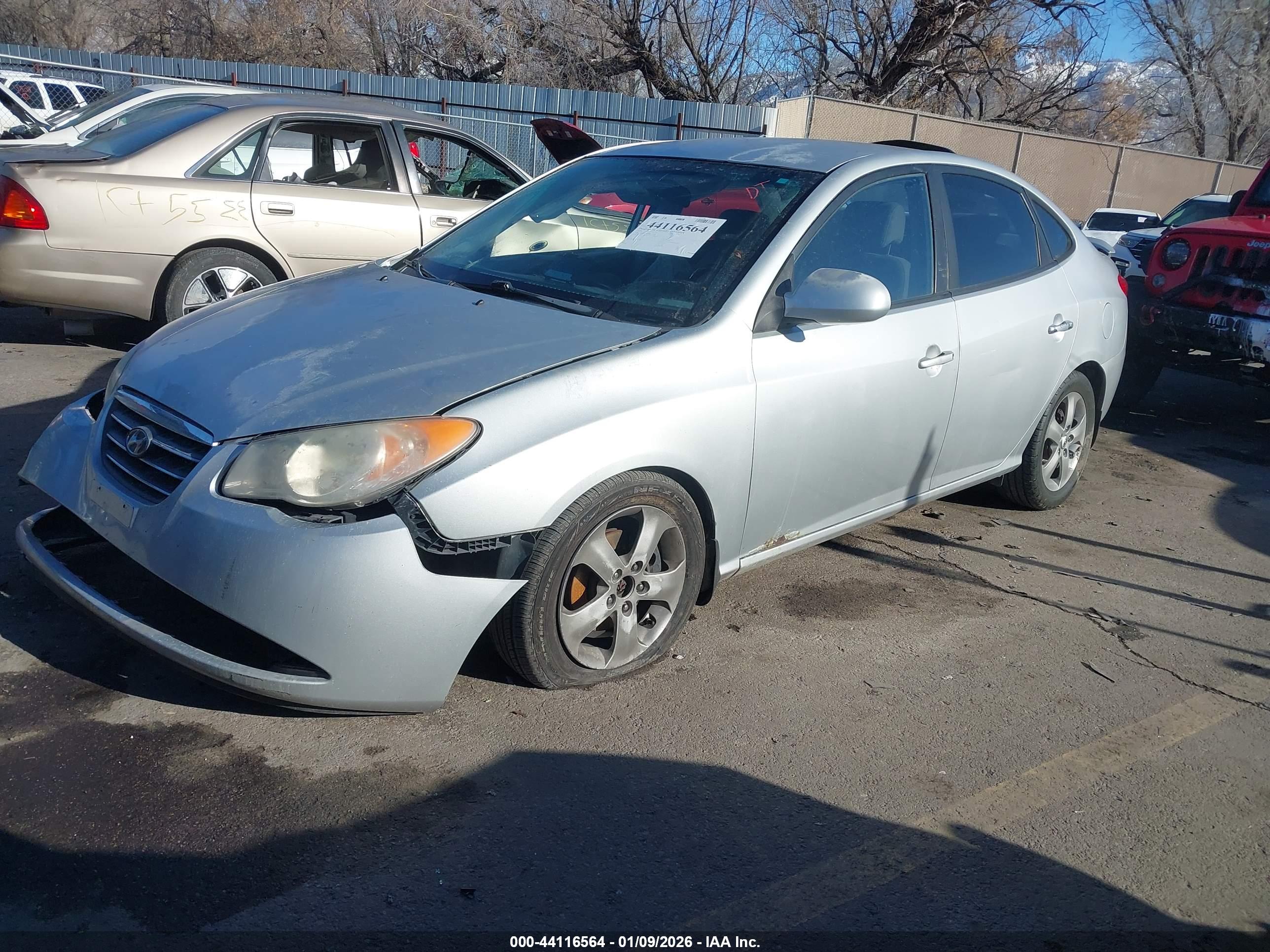 HYUNDAI ELANTRA image 2