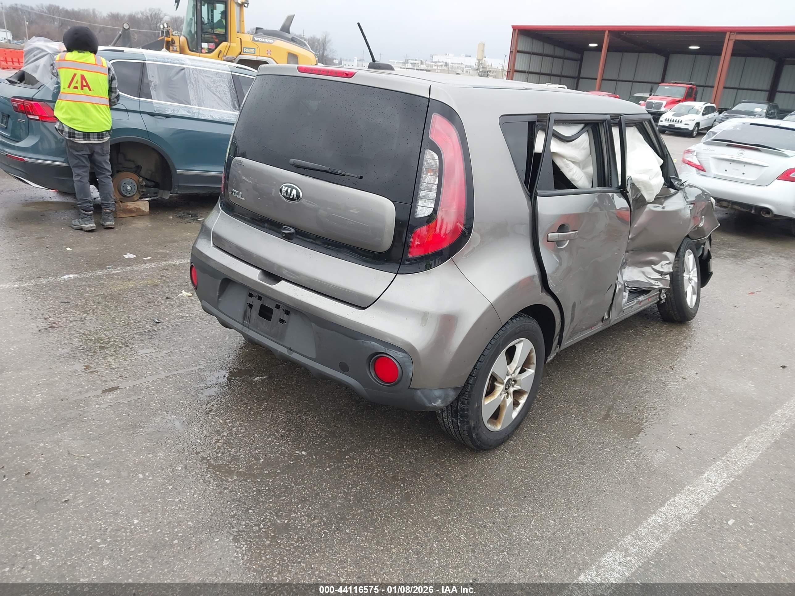 KIA SOUL image 4