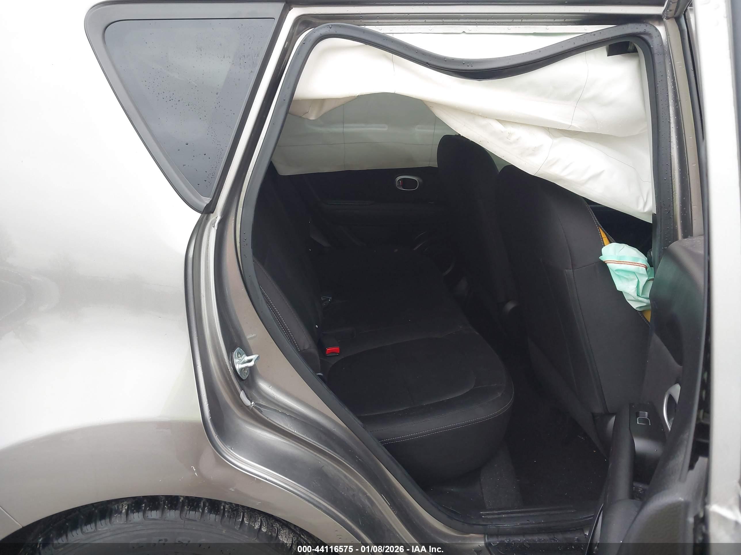 KIA SOUL image 8