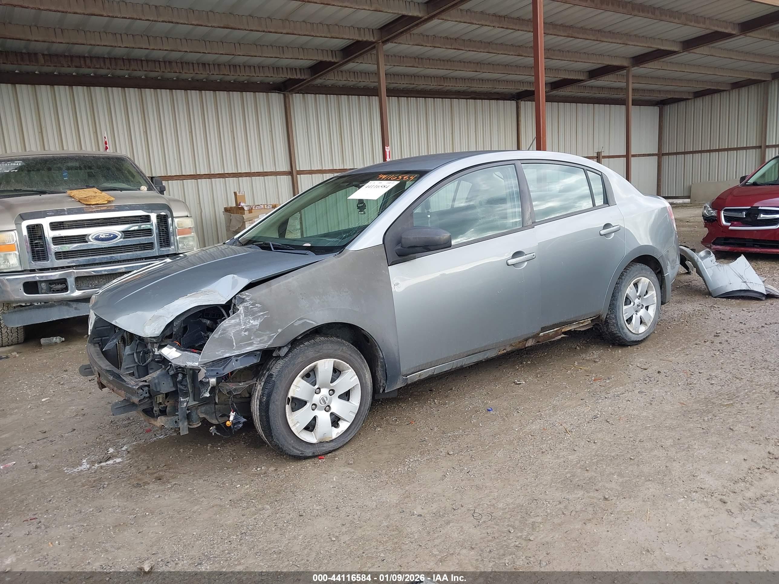 NISSAN SENTRA image 2