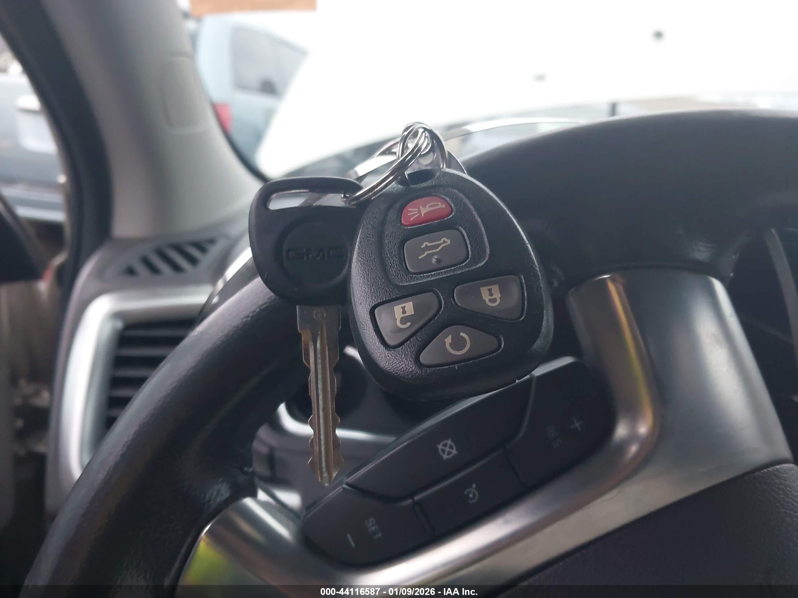 GMC ACADIA image 11