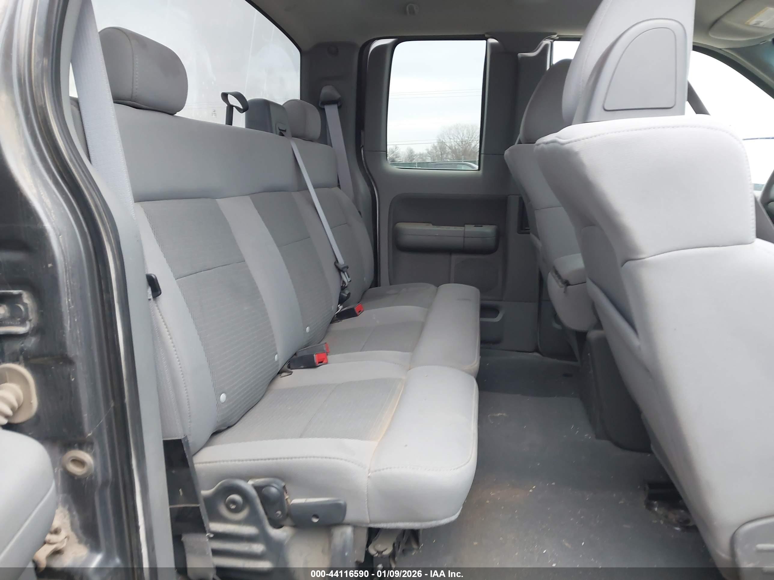 FORD F-150 image 8