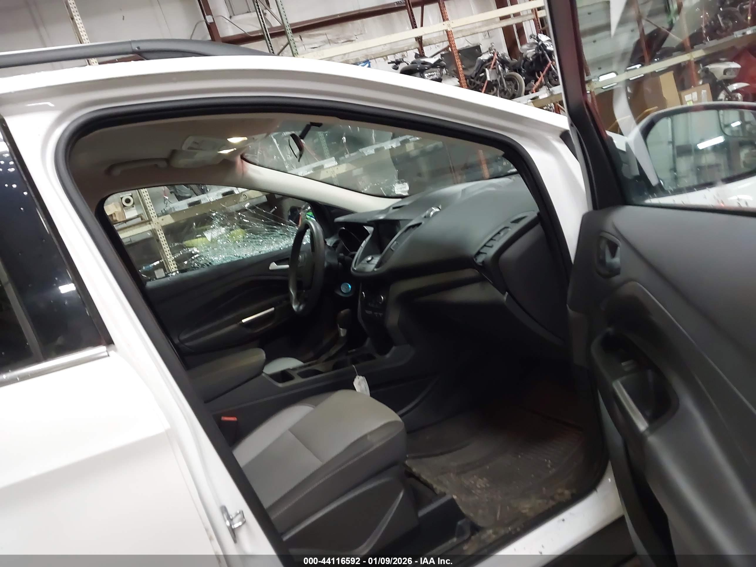 FORD ESCAPE image 5