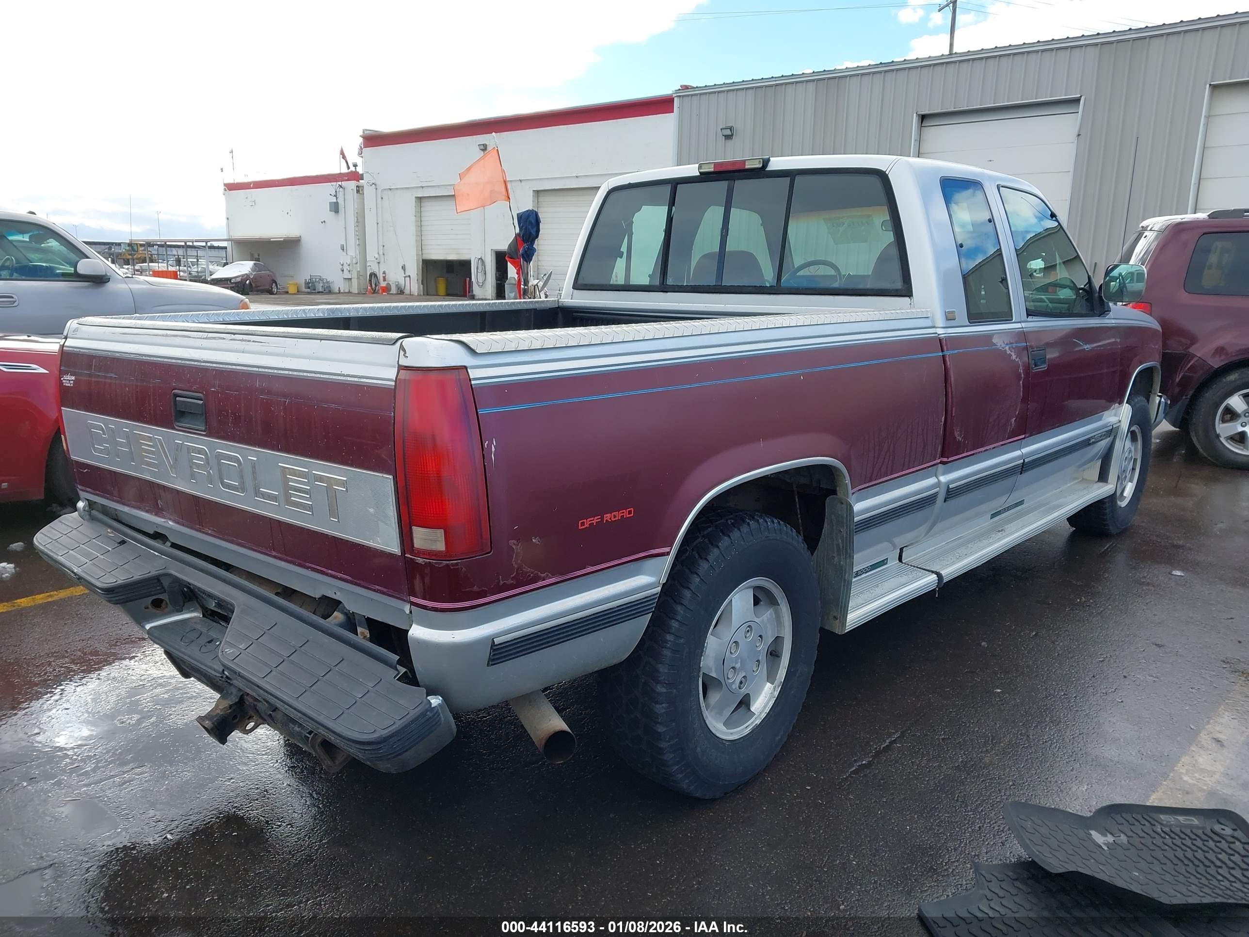 CHEVROLET GMT-400 image 4