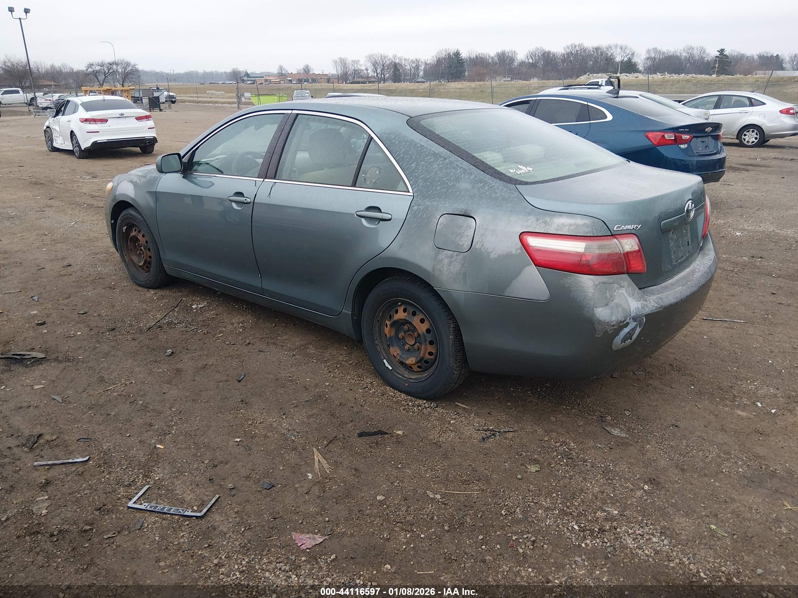 TOYOTA CAMRY image 3