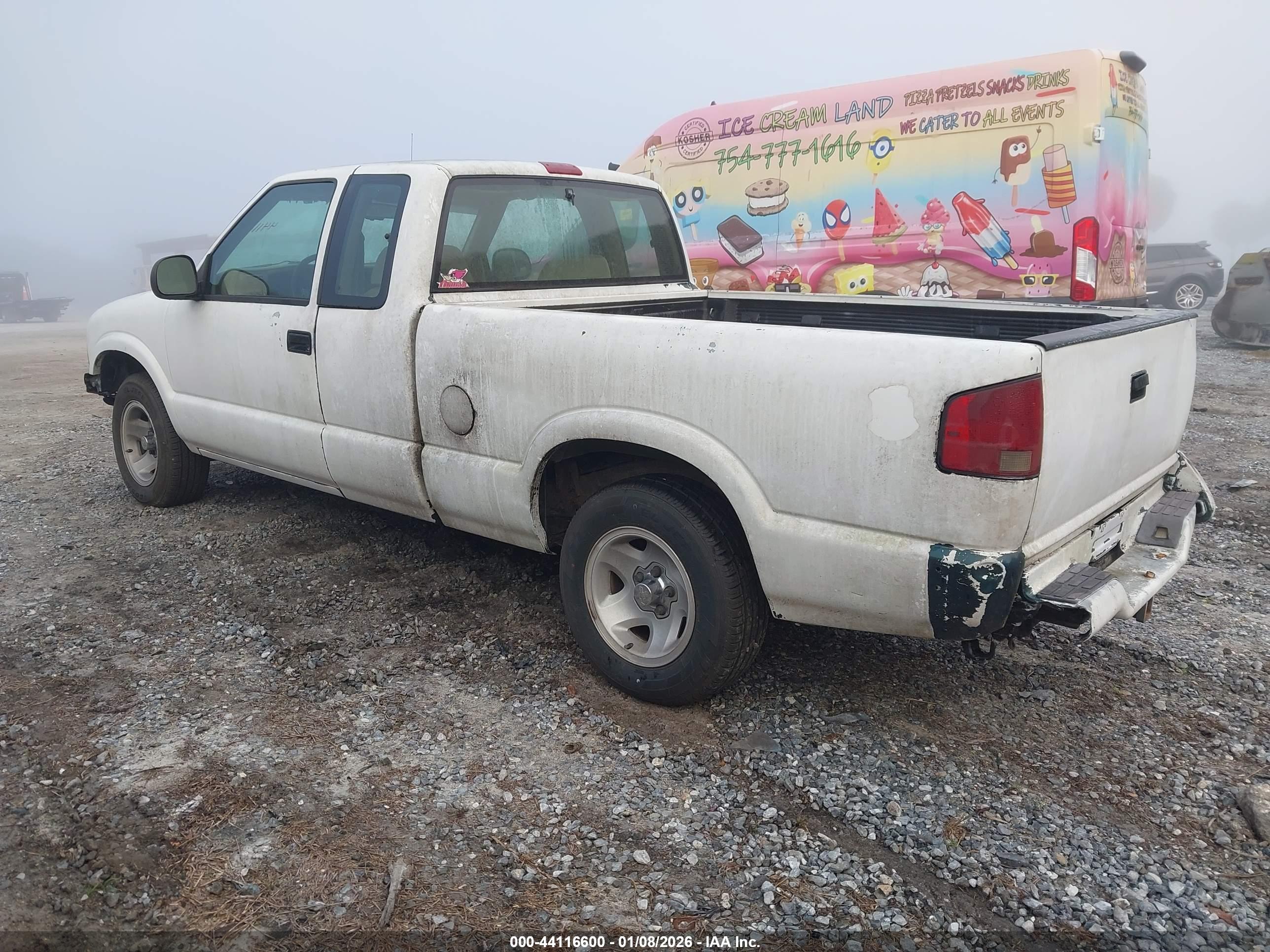 CHEVROLET S-10 image 3