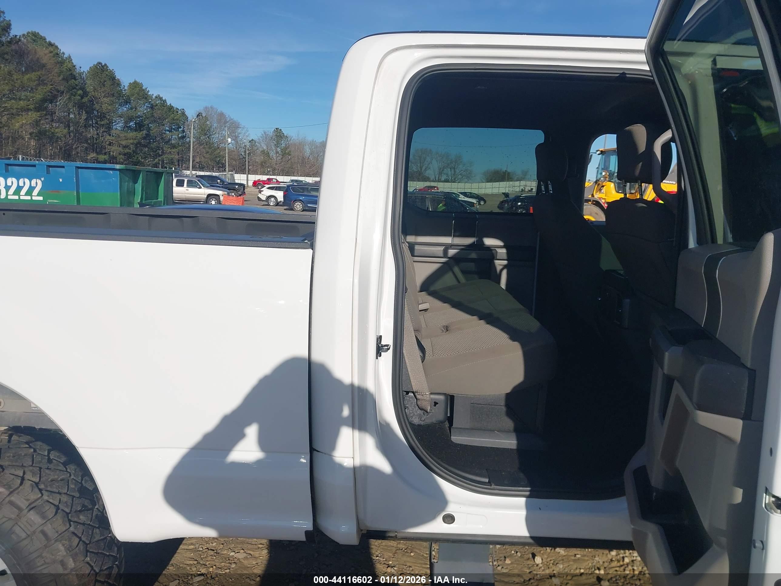 FORD F-250 image 8
