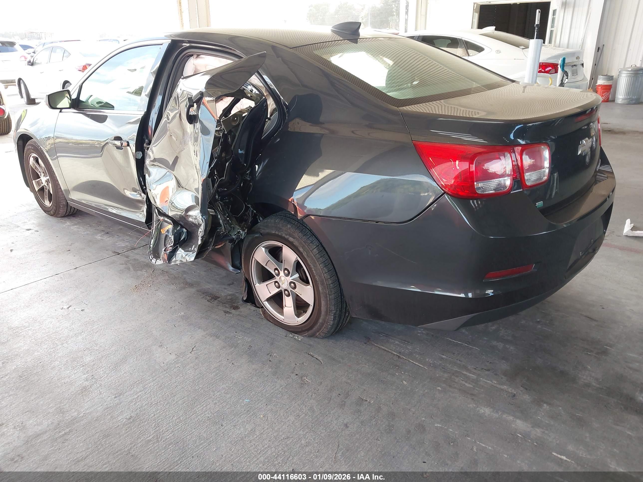 CHEVROLET MALIBU image 3