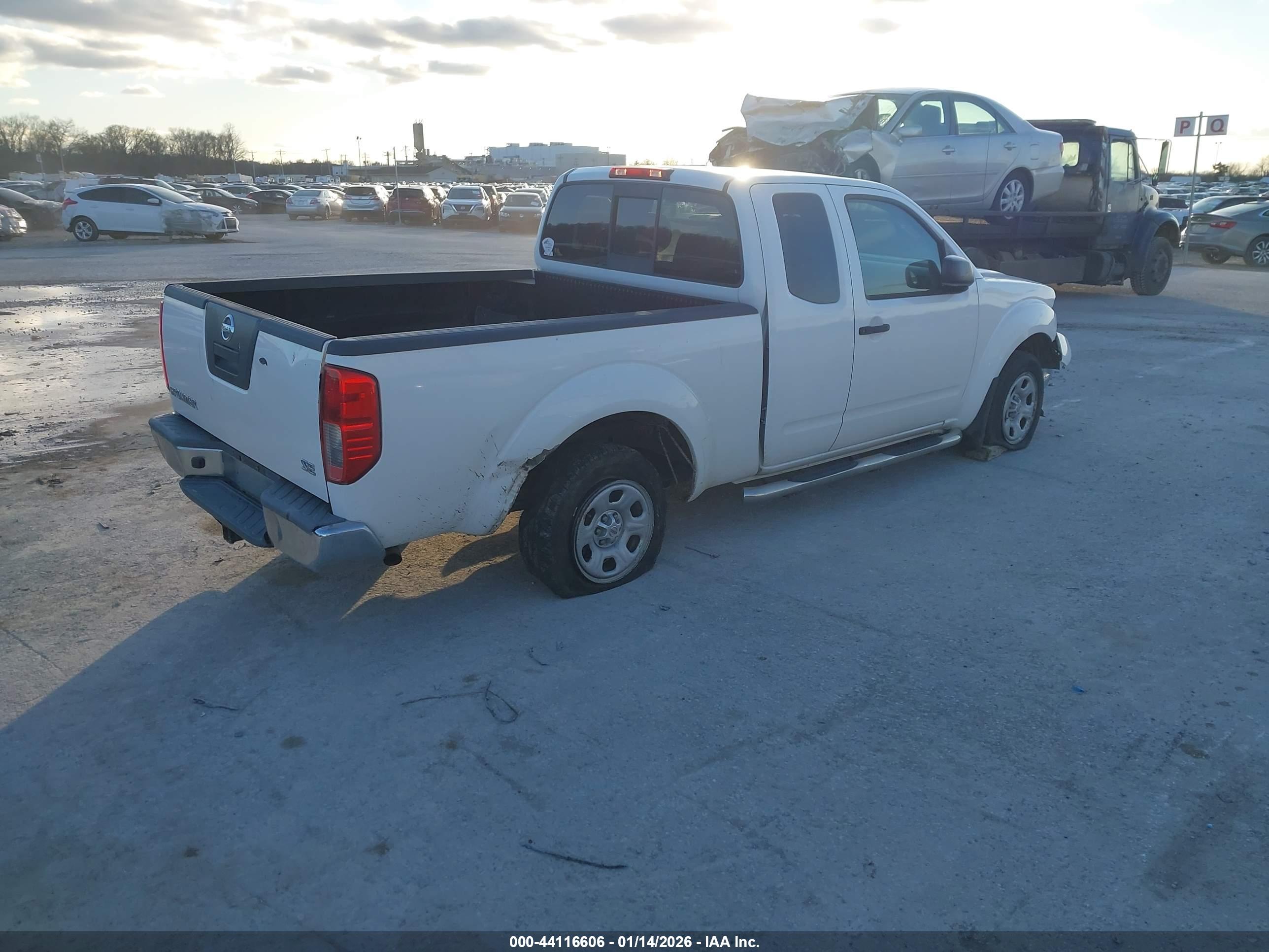 NISSAN FRONTIER image 4