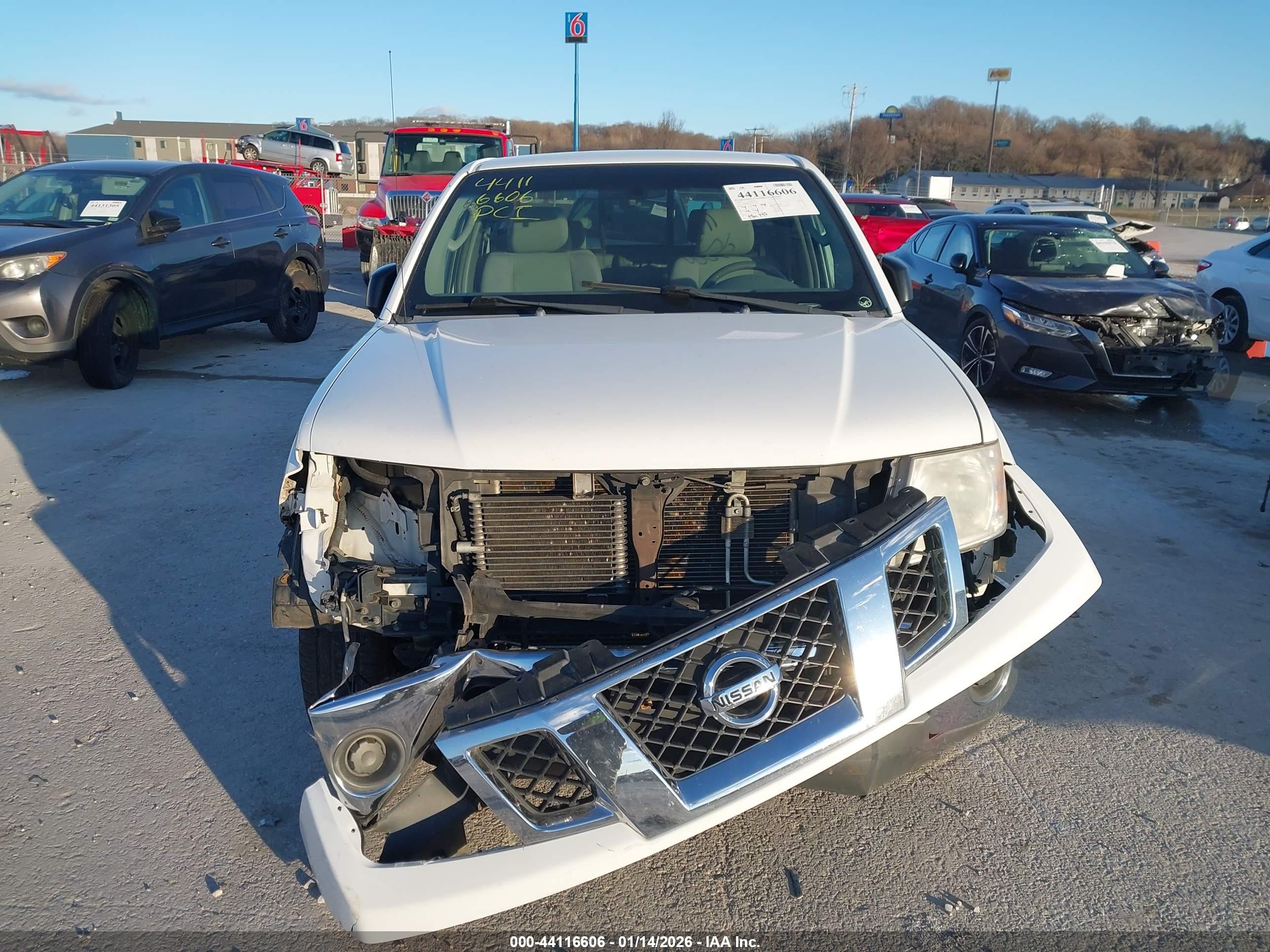 NISSAN FRONTIER image 6