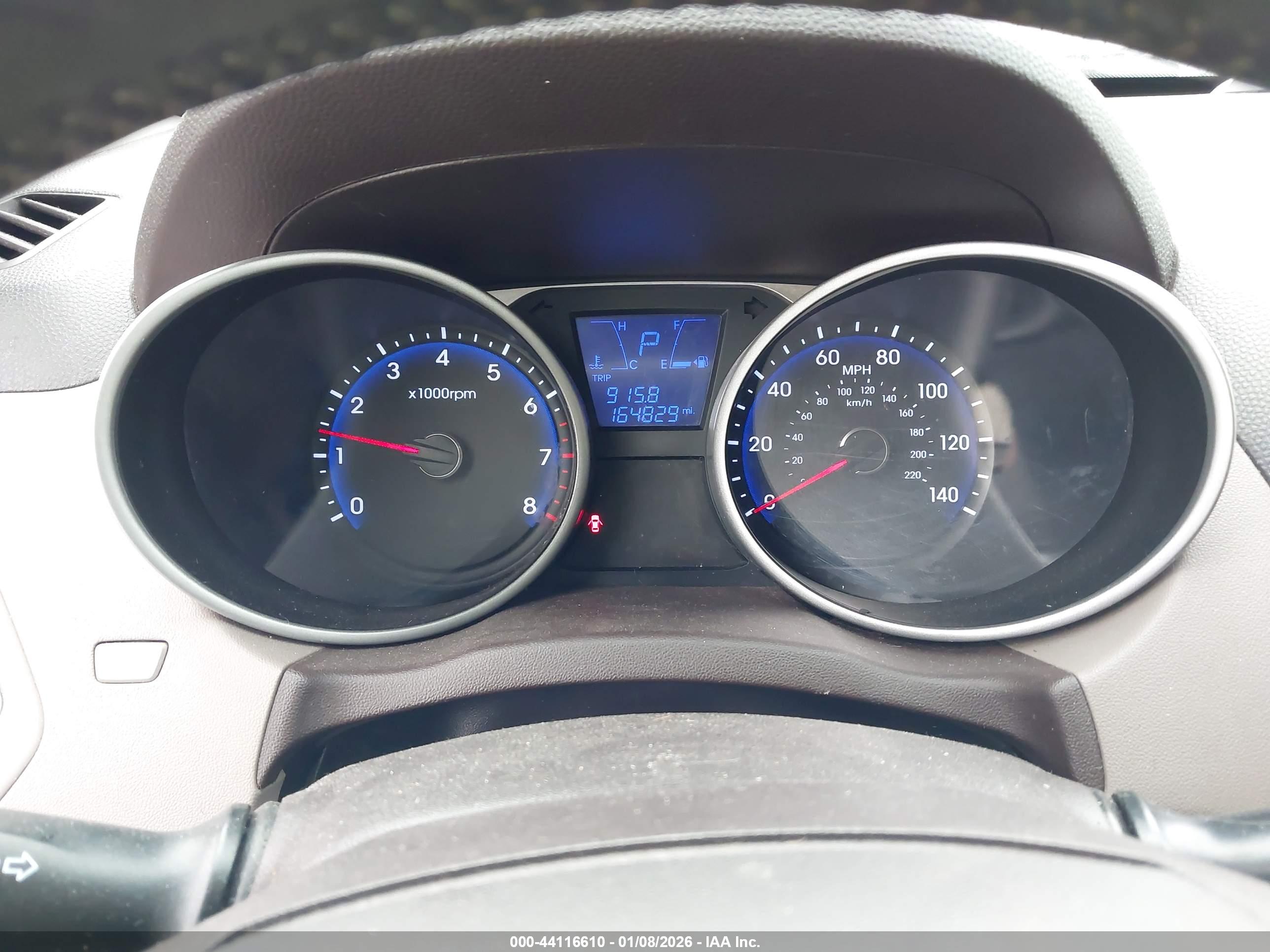 HYUNDAI TUCSON image 7