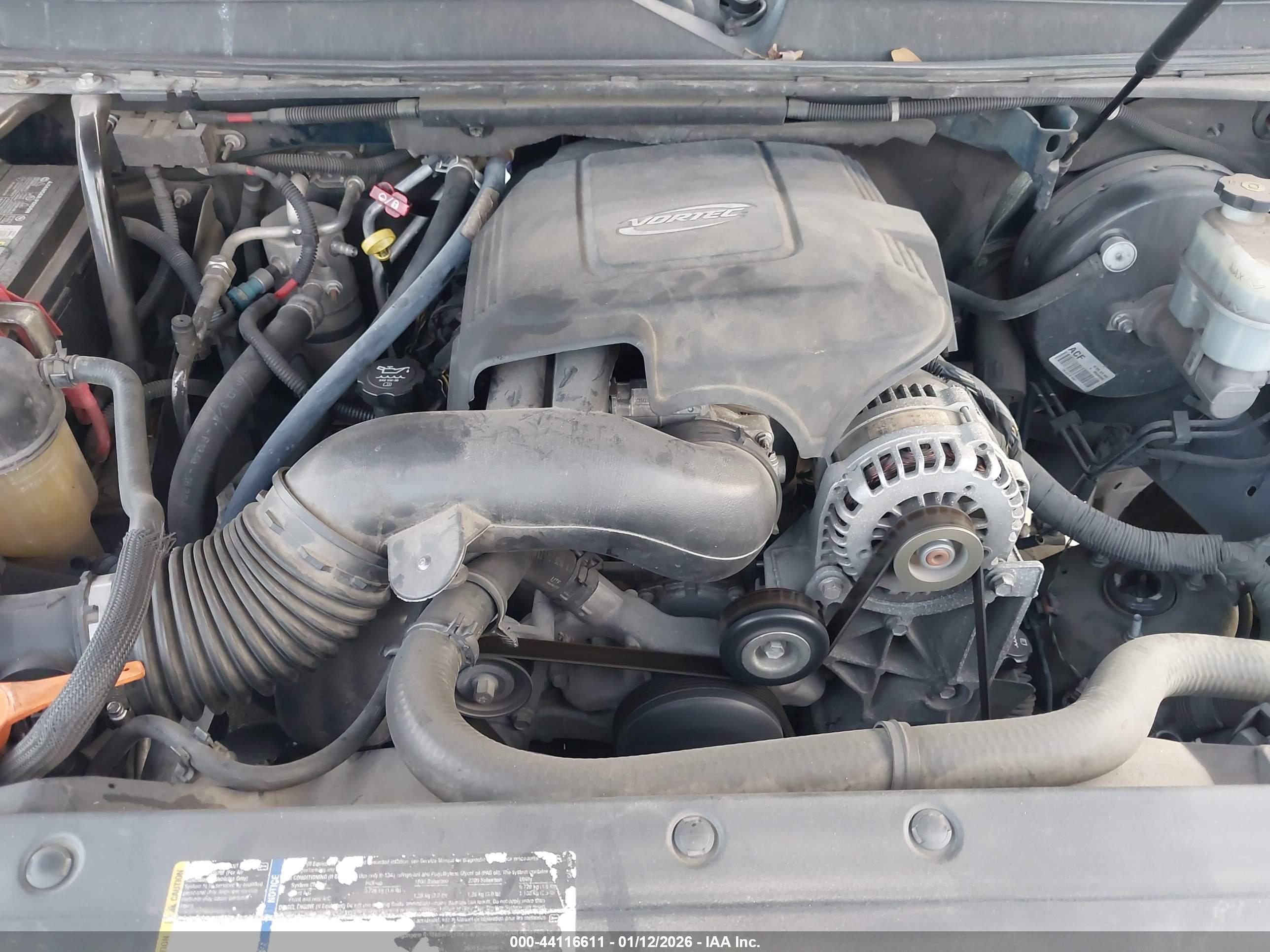 CHEVROLET SUBURBAN image 10