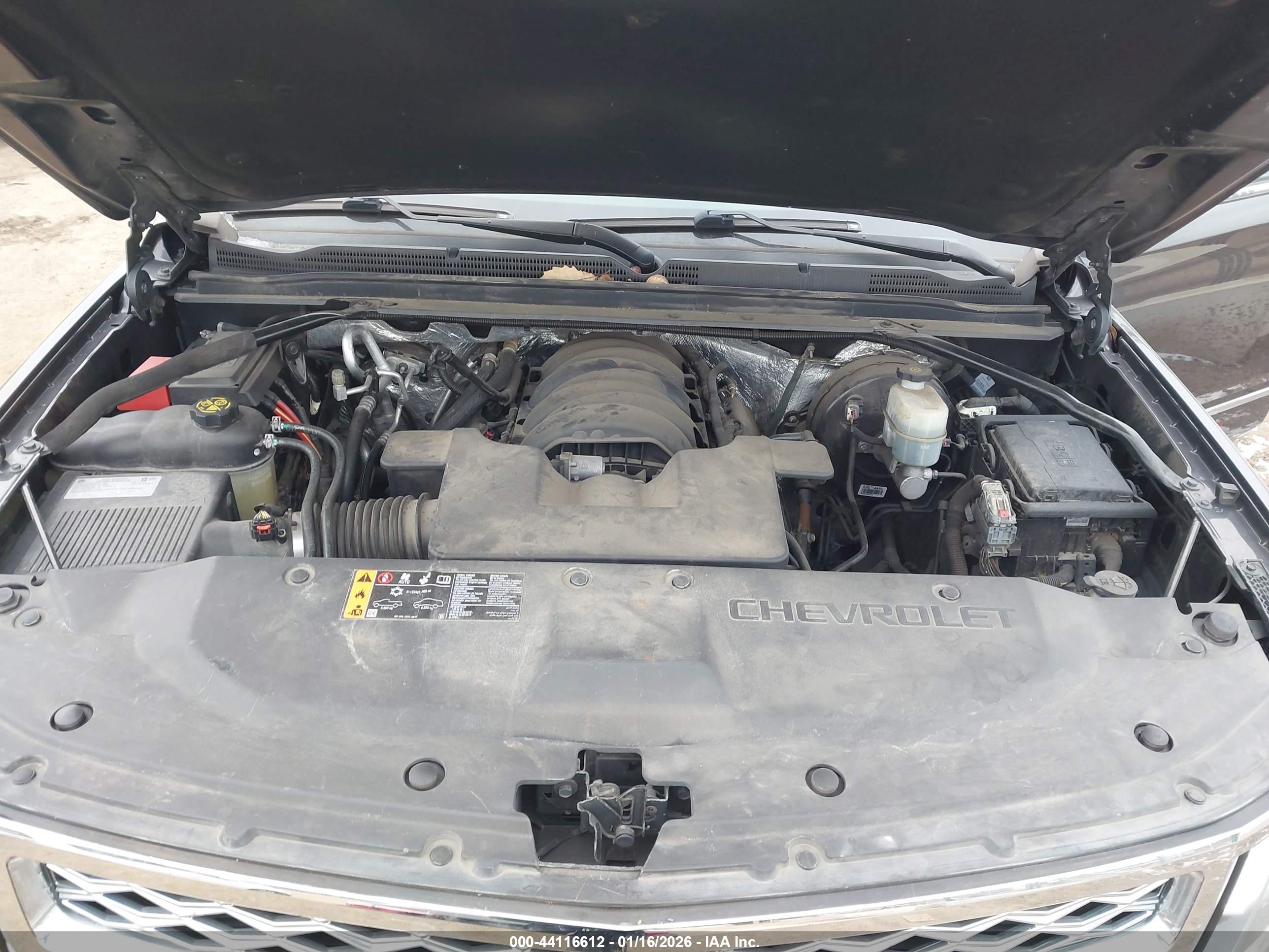 CHEVROLET SUBURBAN image 10