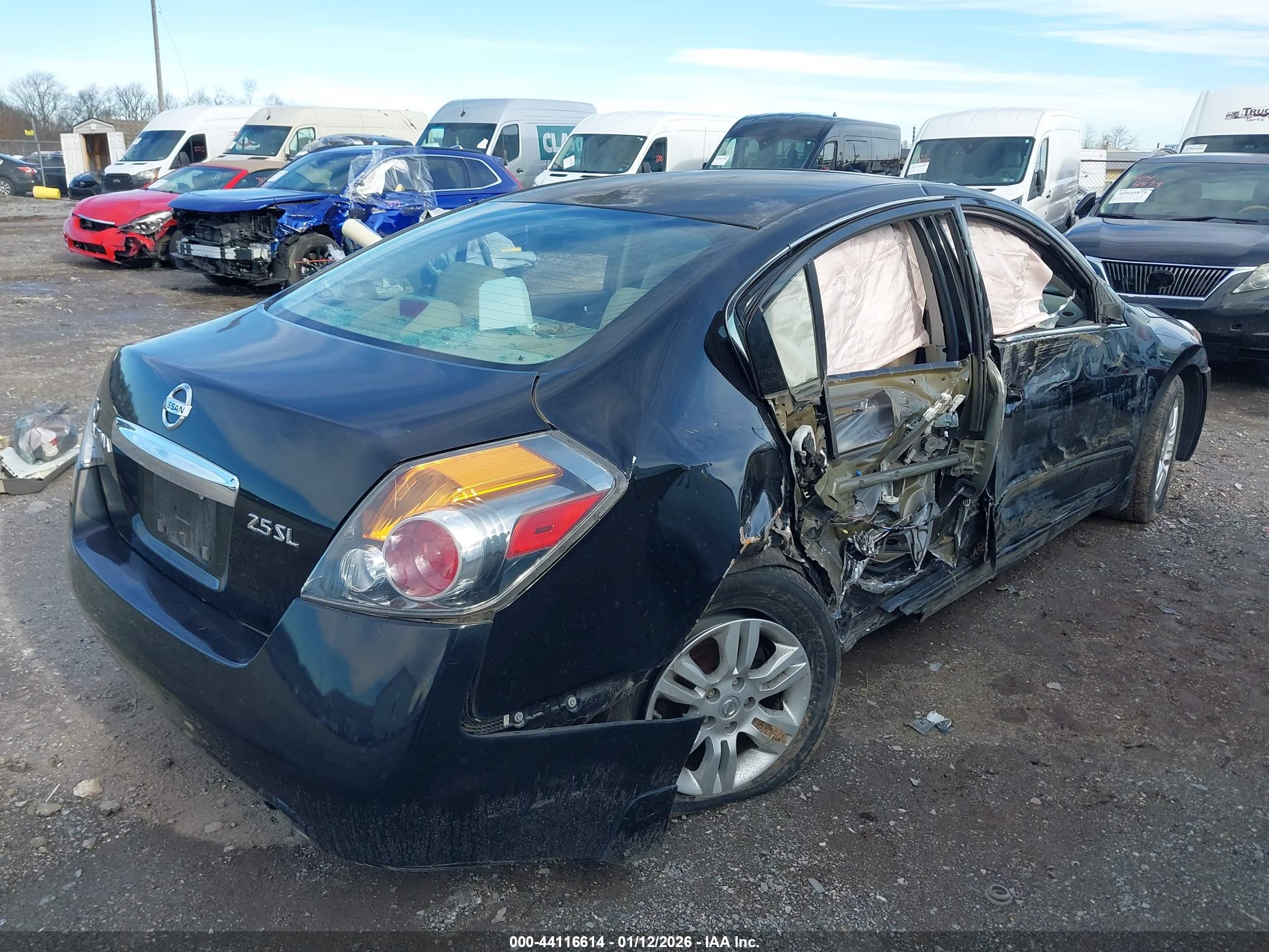 NISSAN ALTIMA image 4