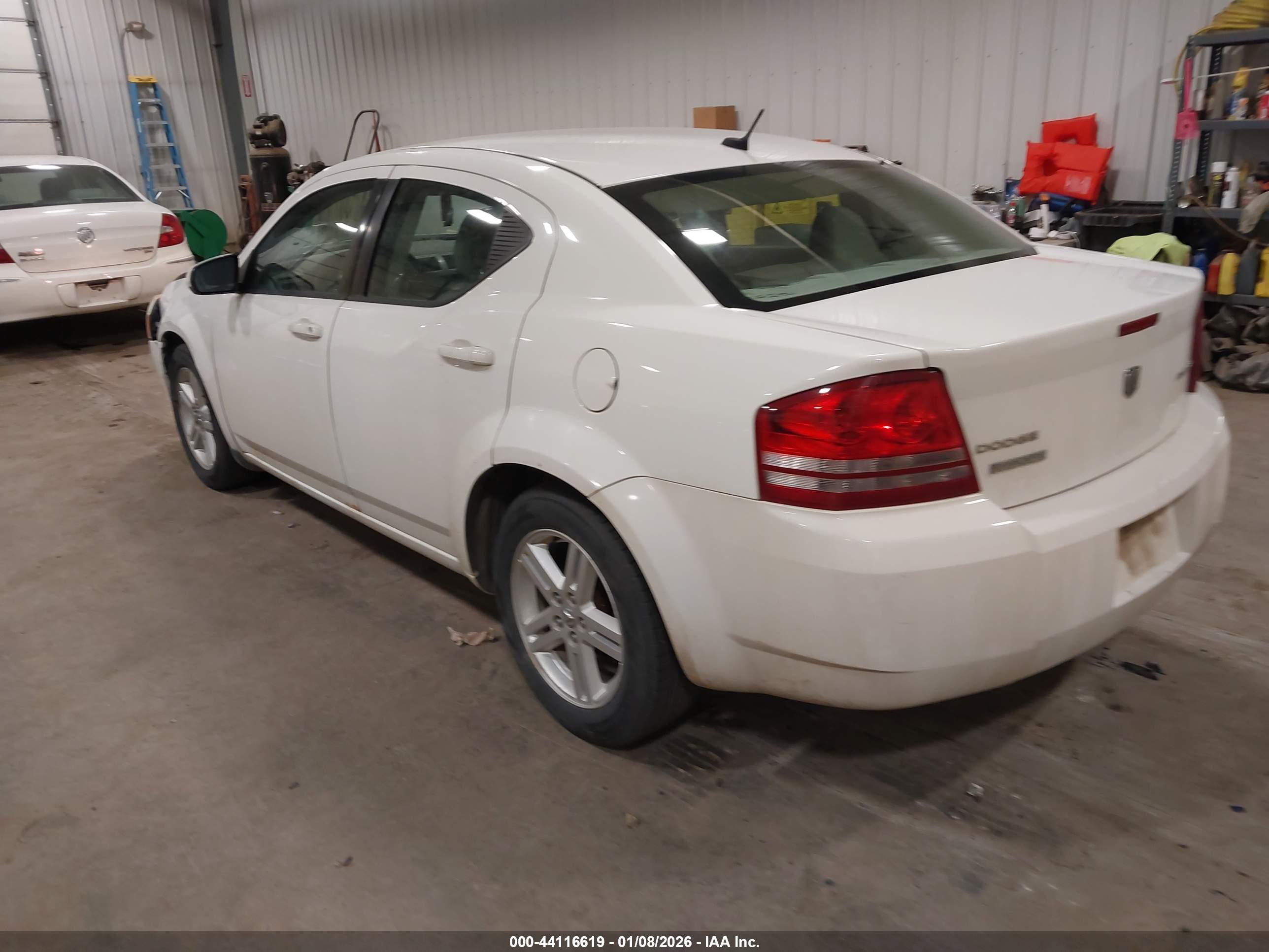 DODGE AVENGER image 3