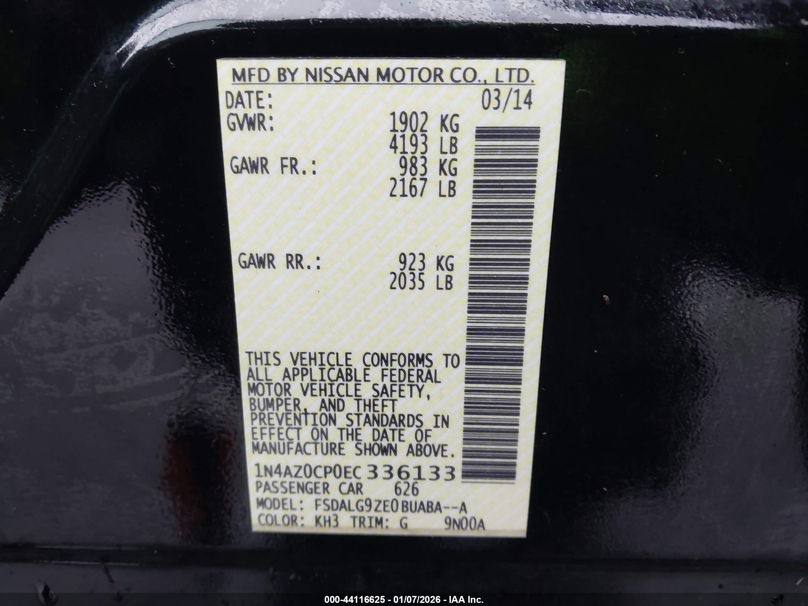 NISSAN LEAF image 9