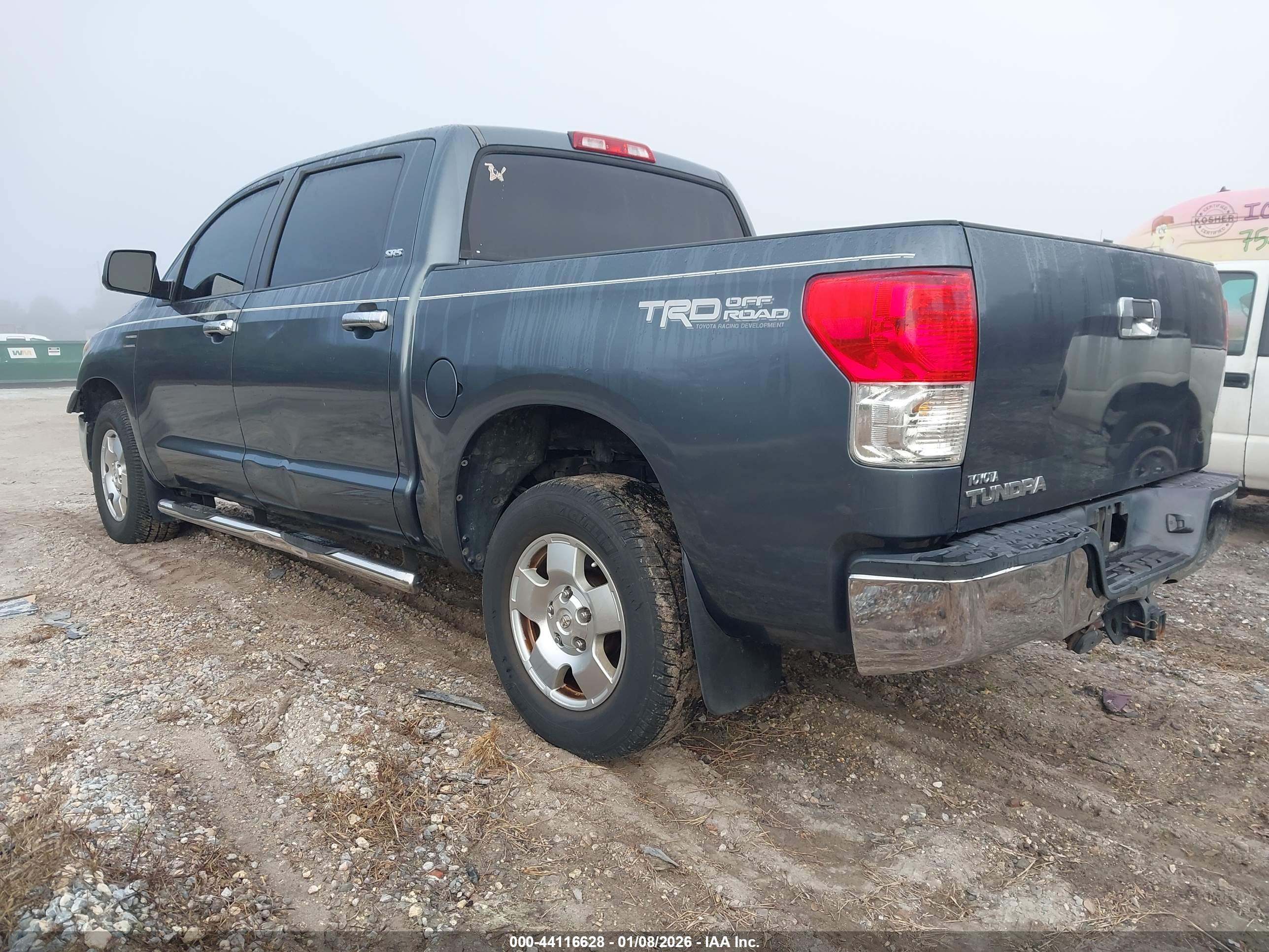 TOYOTA TUNDRA image 3