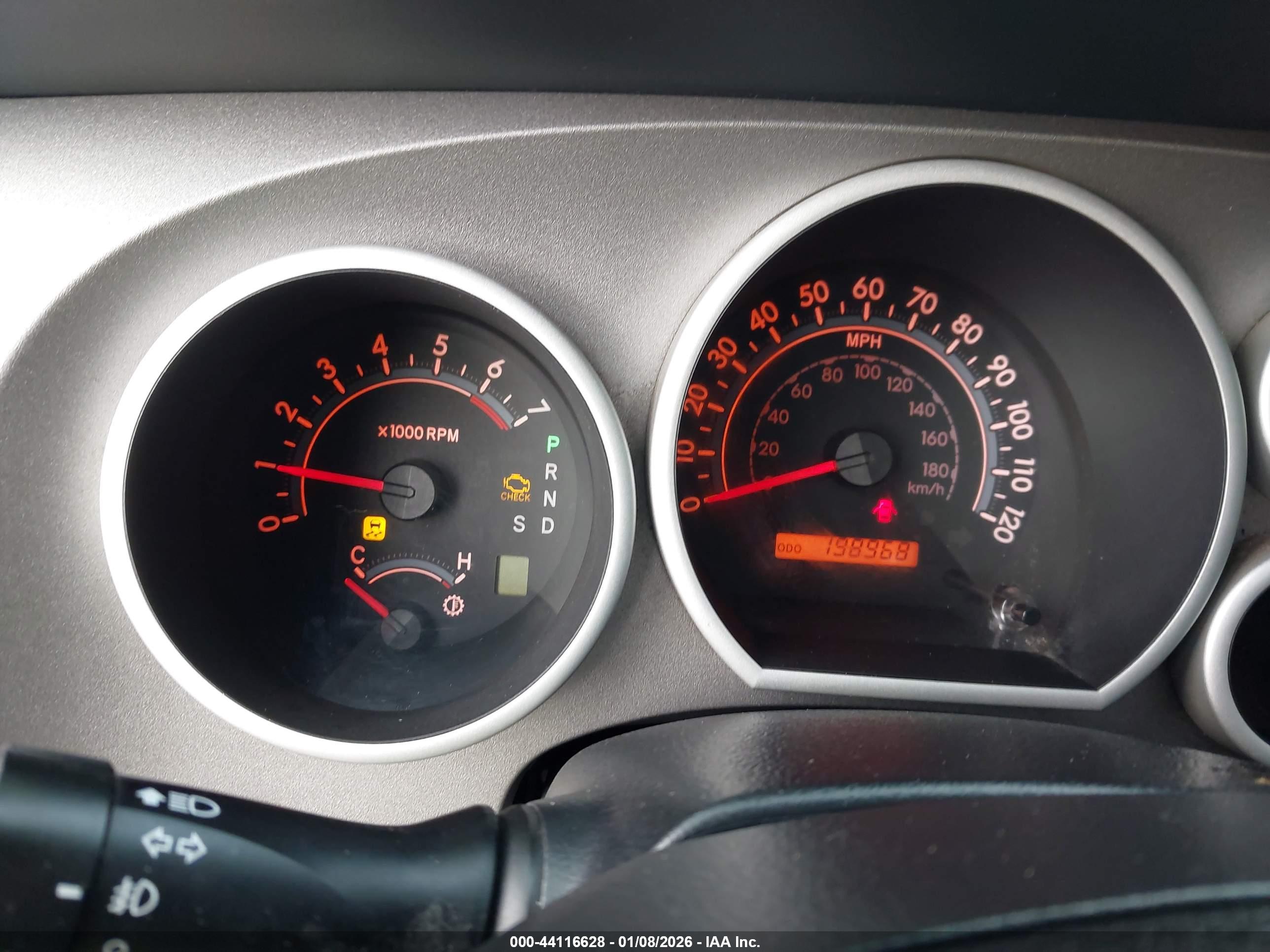 TOYOTA TUNDRA image 7