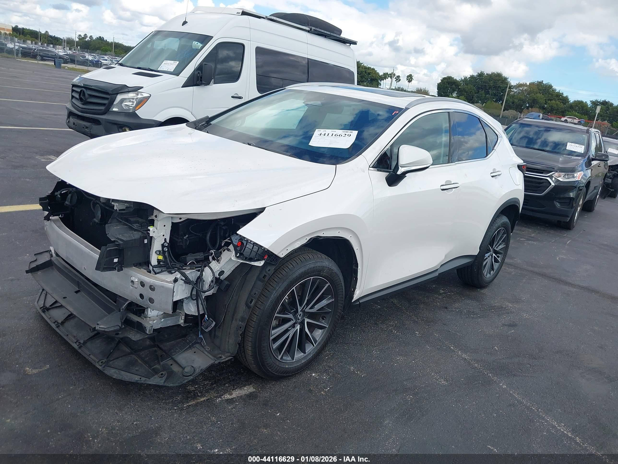 LEXUS NX image 2
