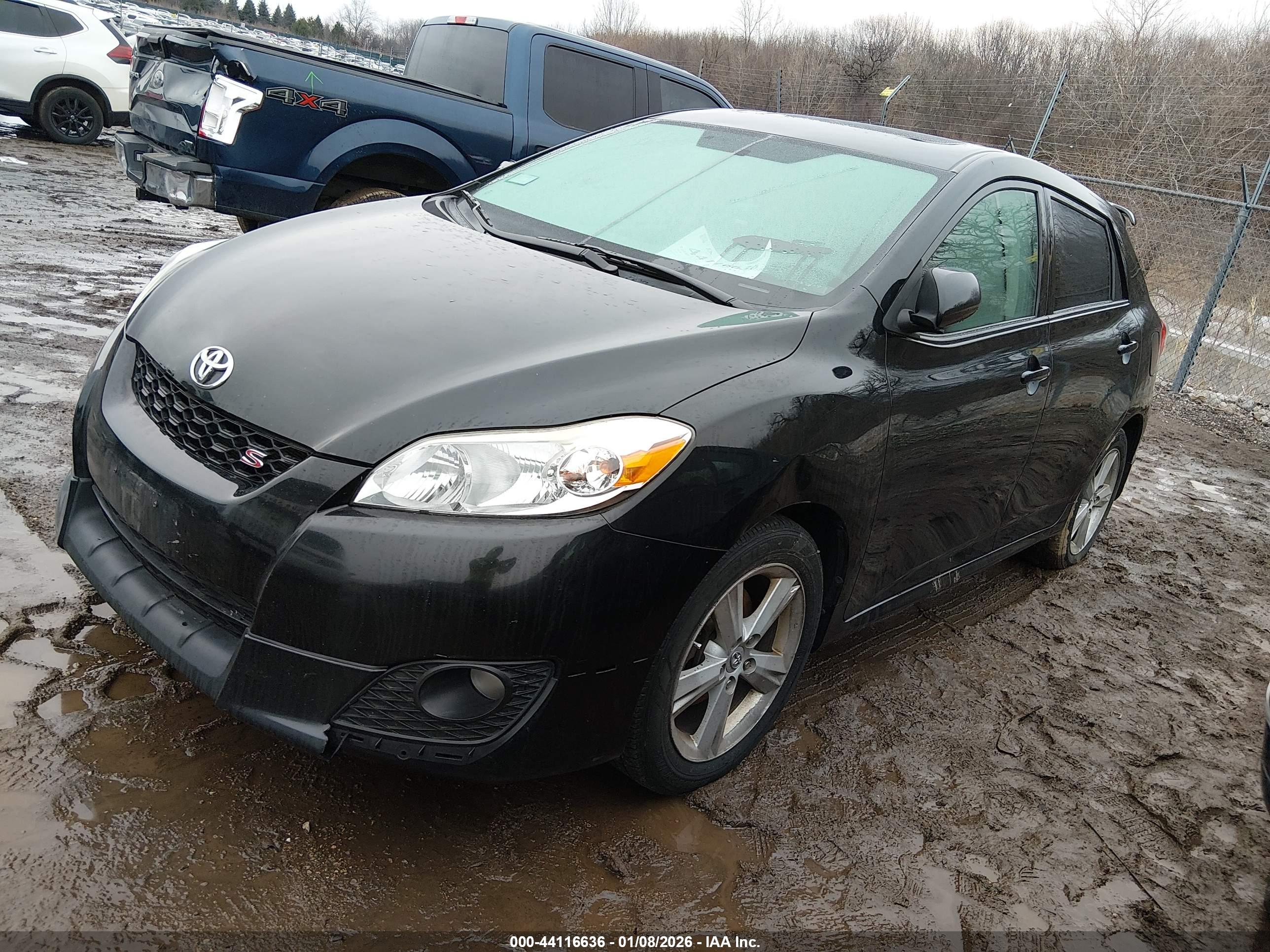 TOYOTA MATRIX image 2