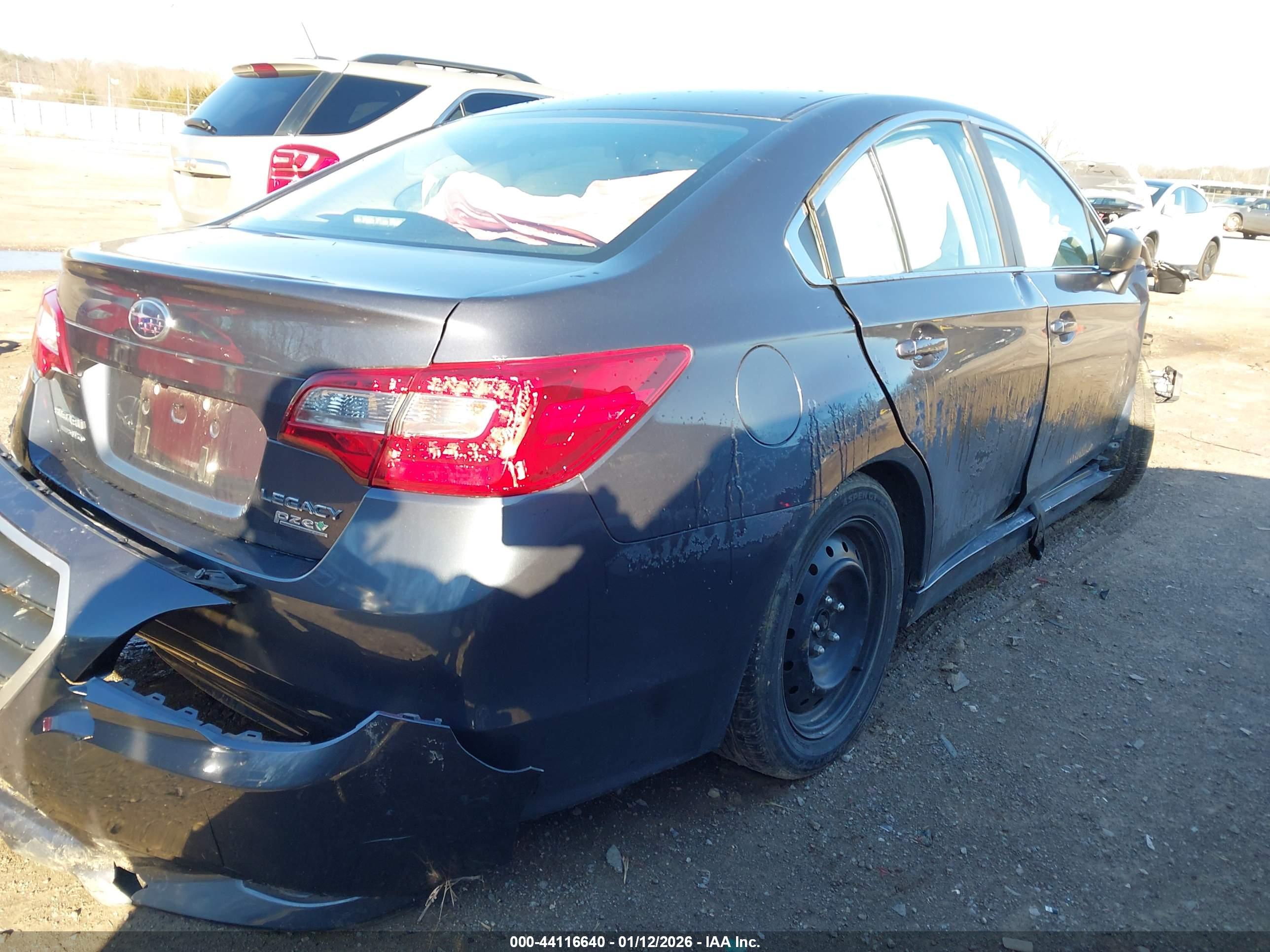 SUBARU LEGACY image 4