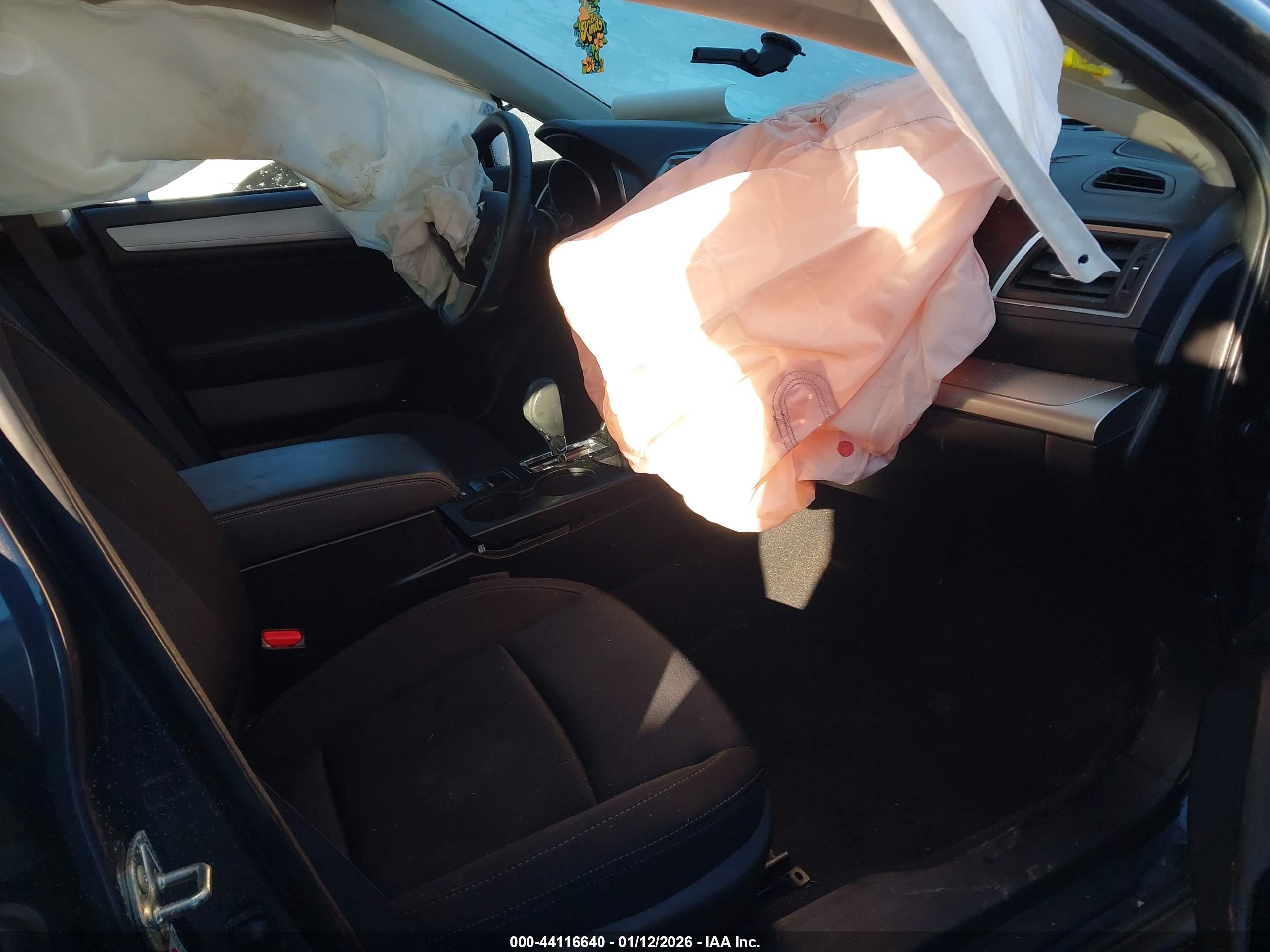 SUBARU LEGACY image 5