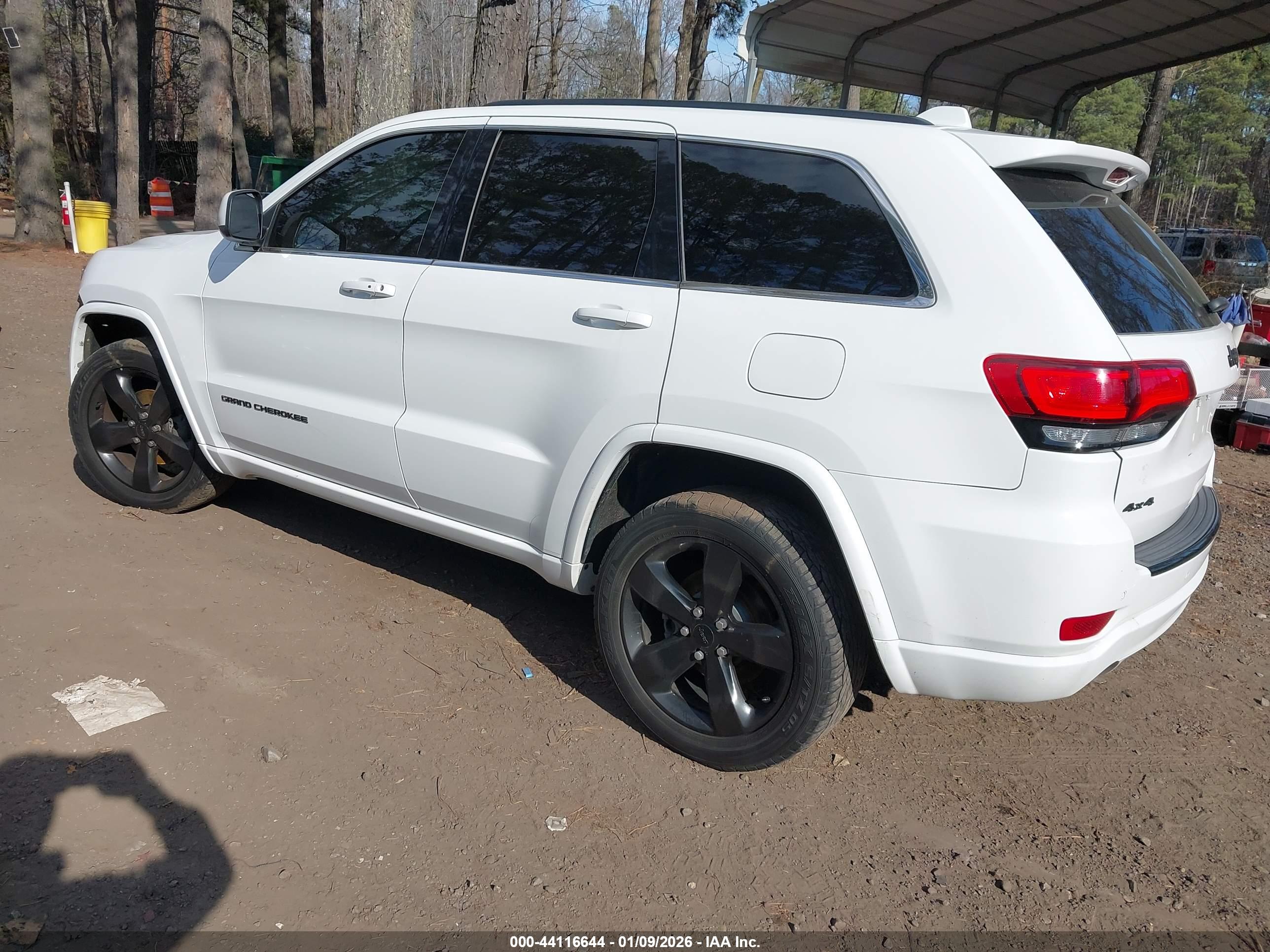 JEEP GRAND image 3