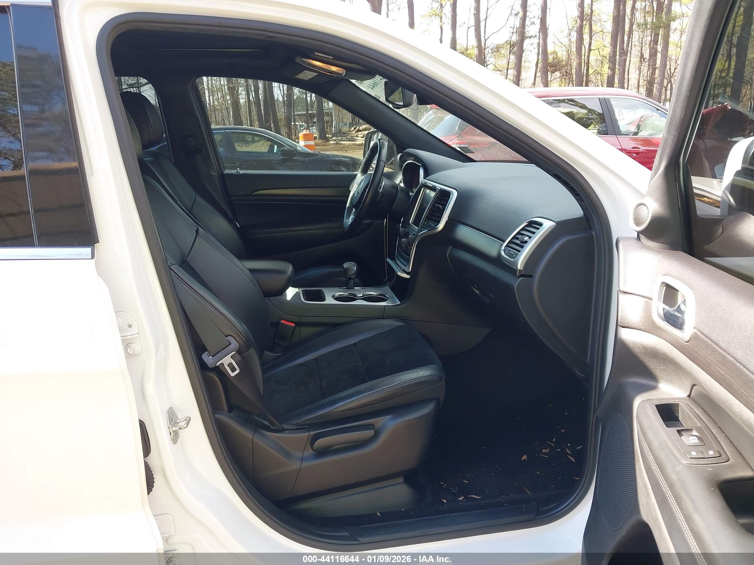 JEEP GRAND image 5