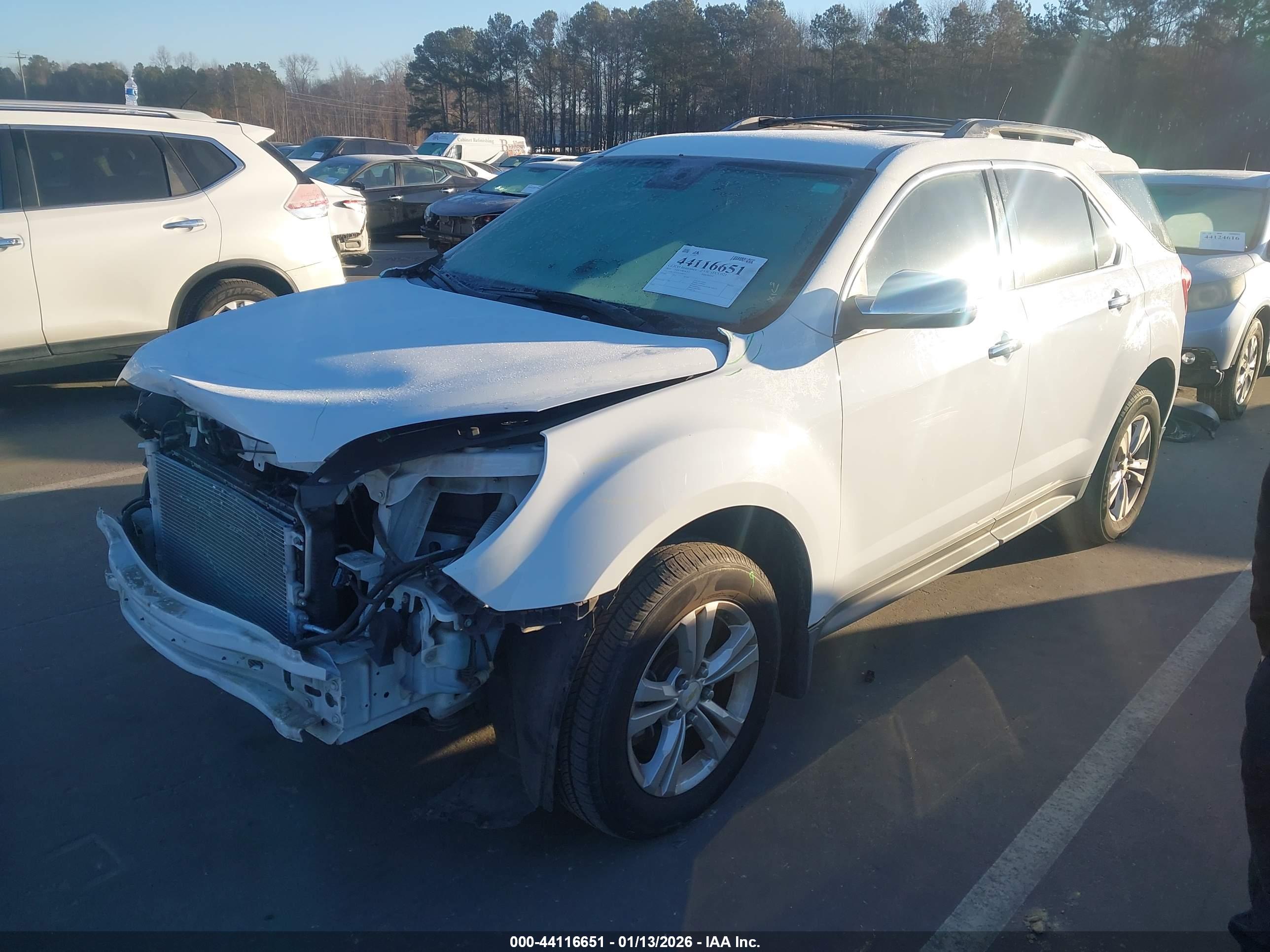 CHEVROLET EQUINOX image 2