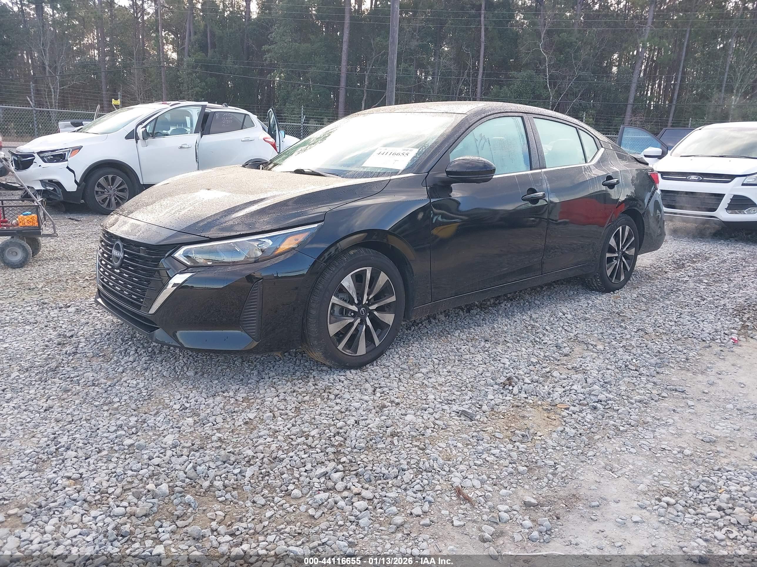 NISSAN SENTRA image 2