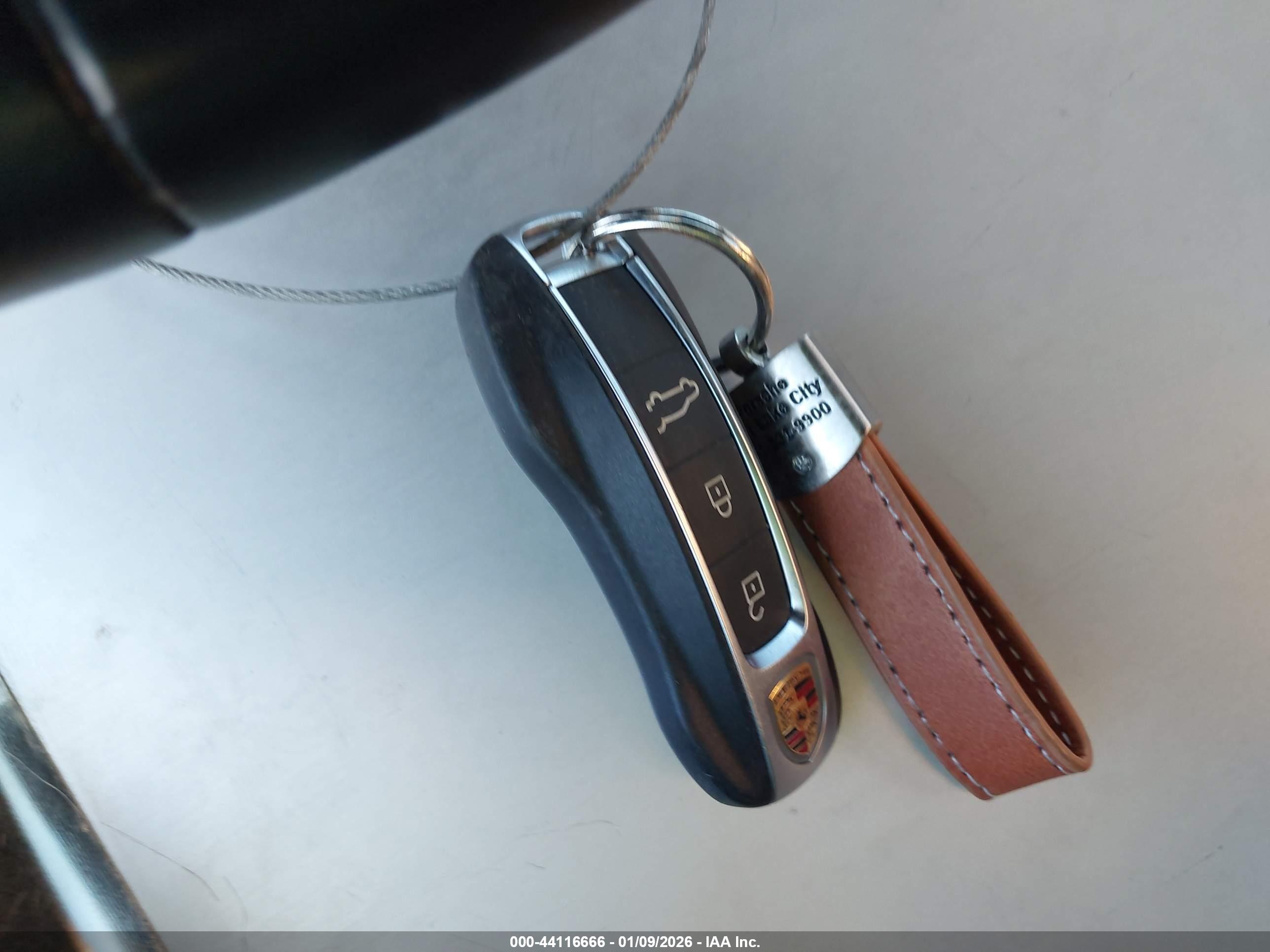 PORSCHE CAYENNE image 11