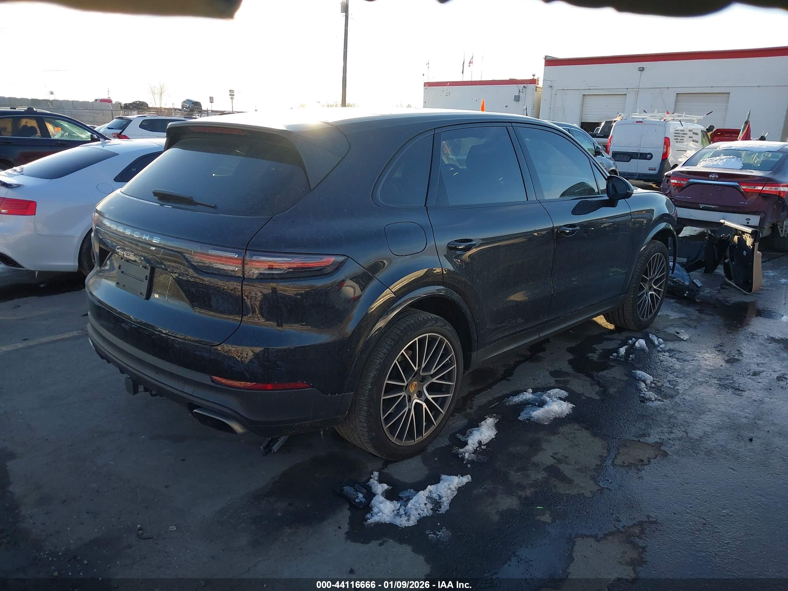 PORSCHE CAYENNE image 4