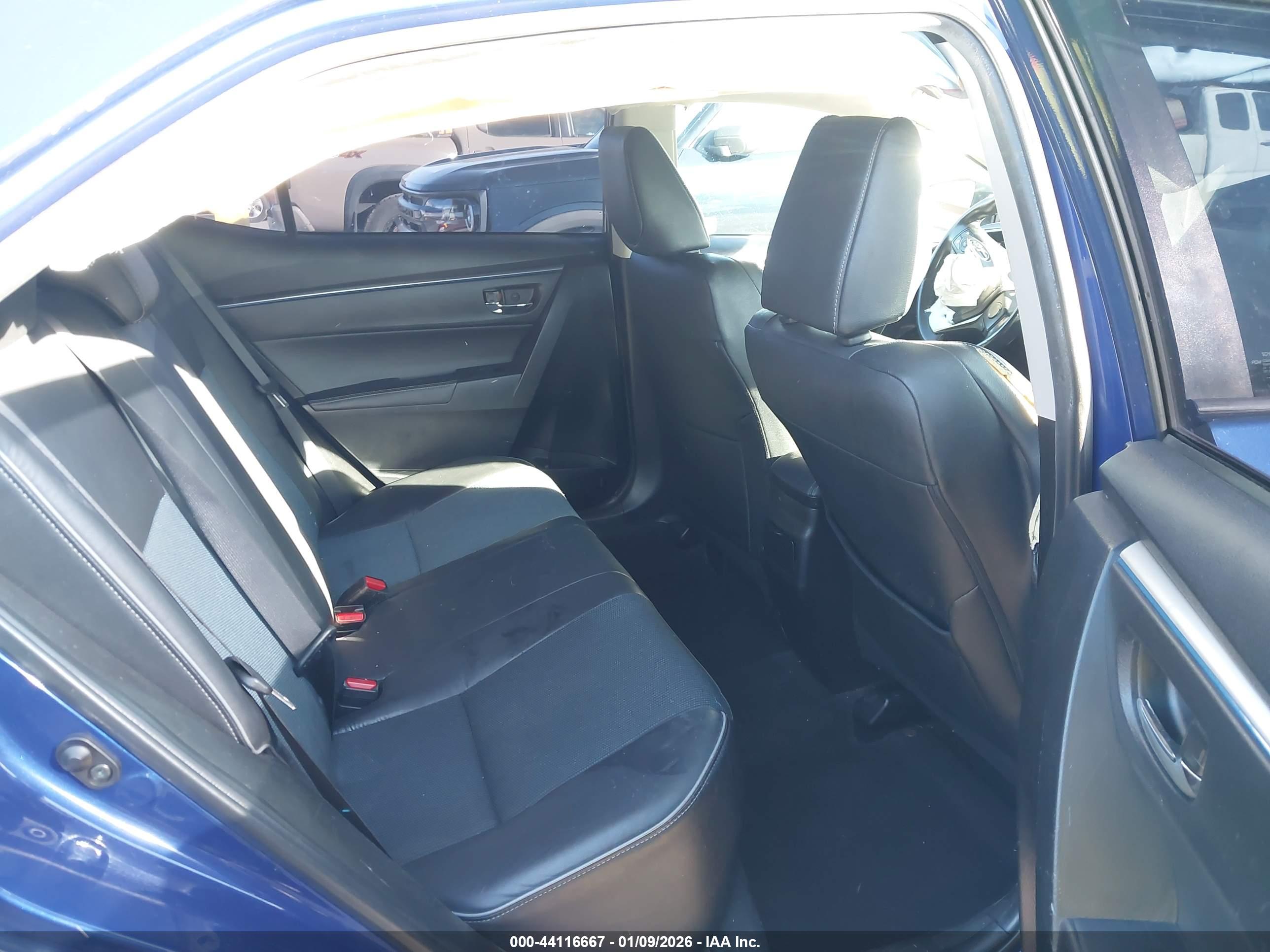 TOYOTA COROLLA image 8