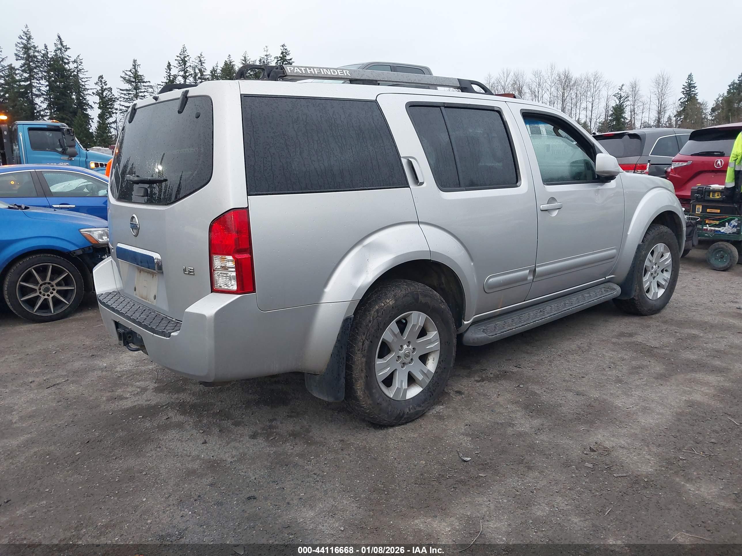 NISSAN PATHFINDER image 4