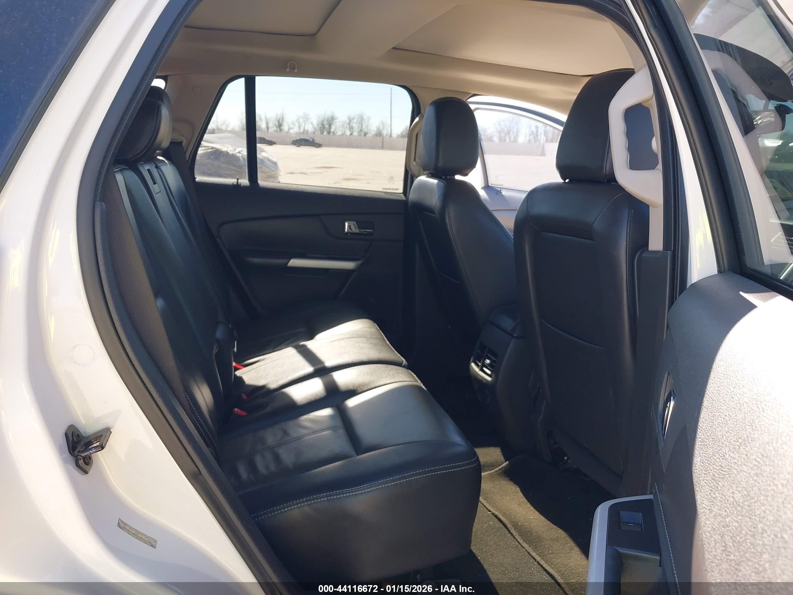 FORD EDGE image 8