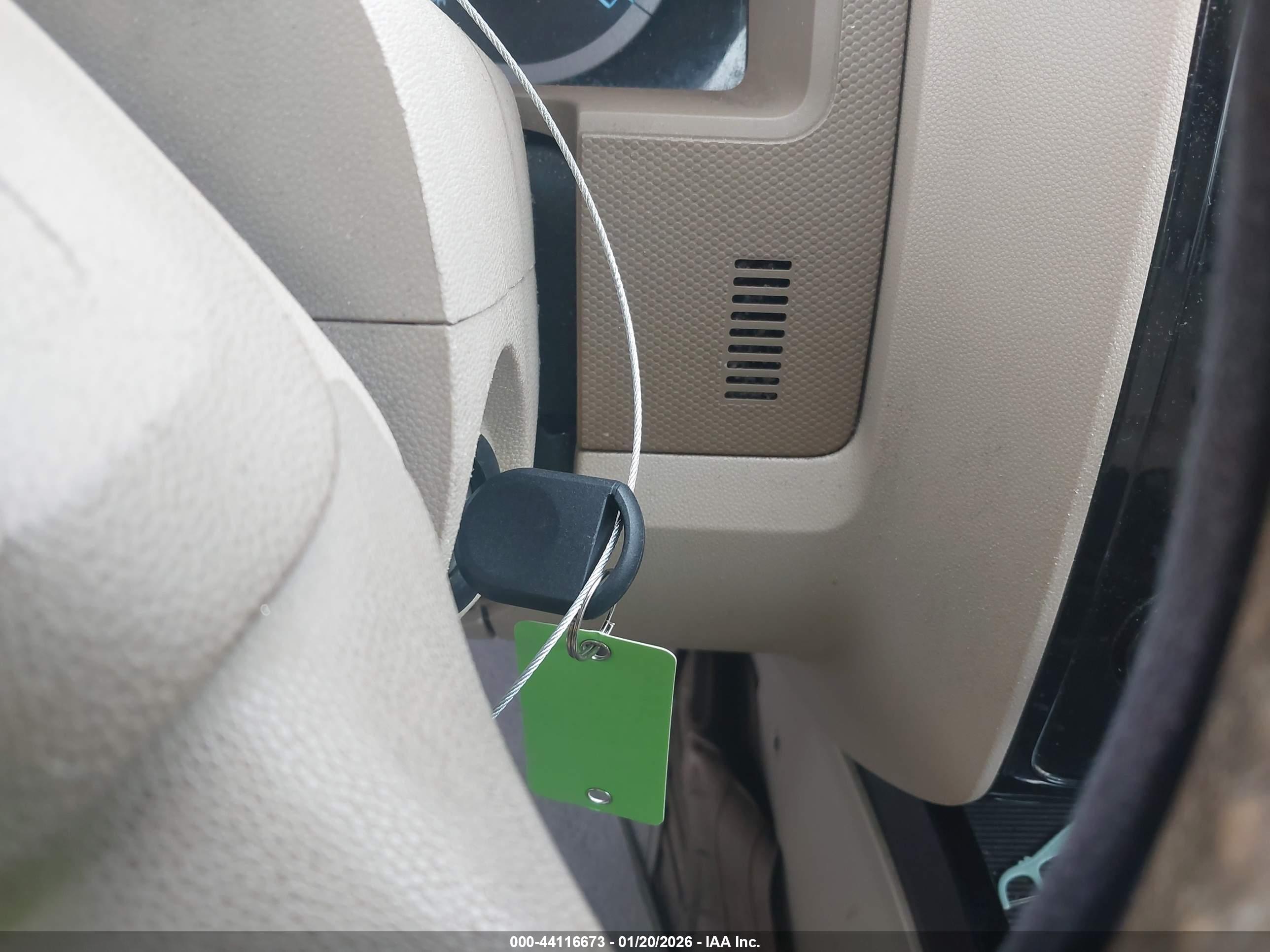 FORD ESCAPE image 11