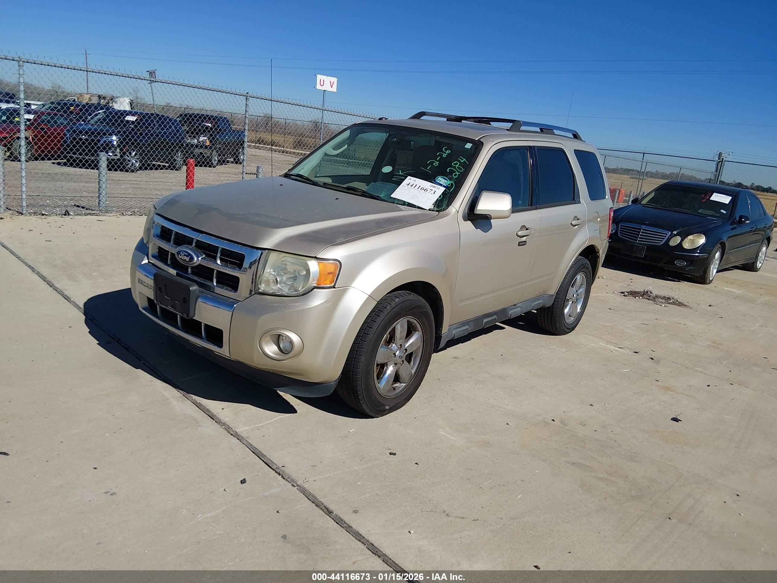 FORD ESCAPE image 2