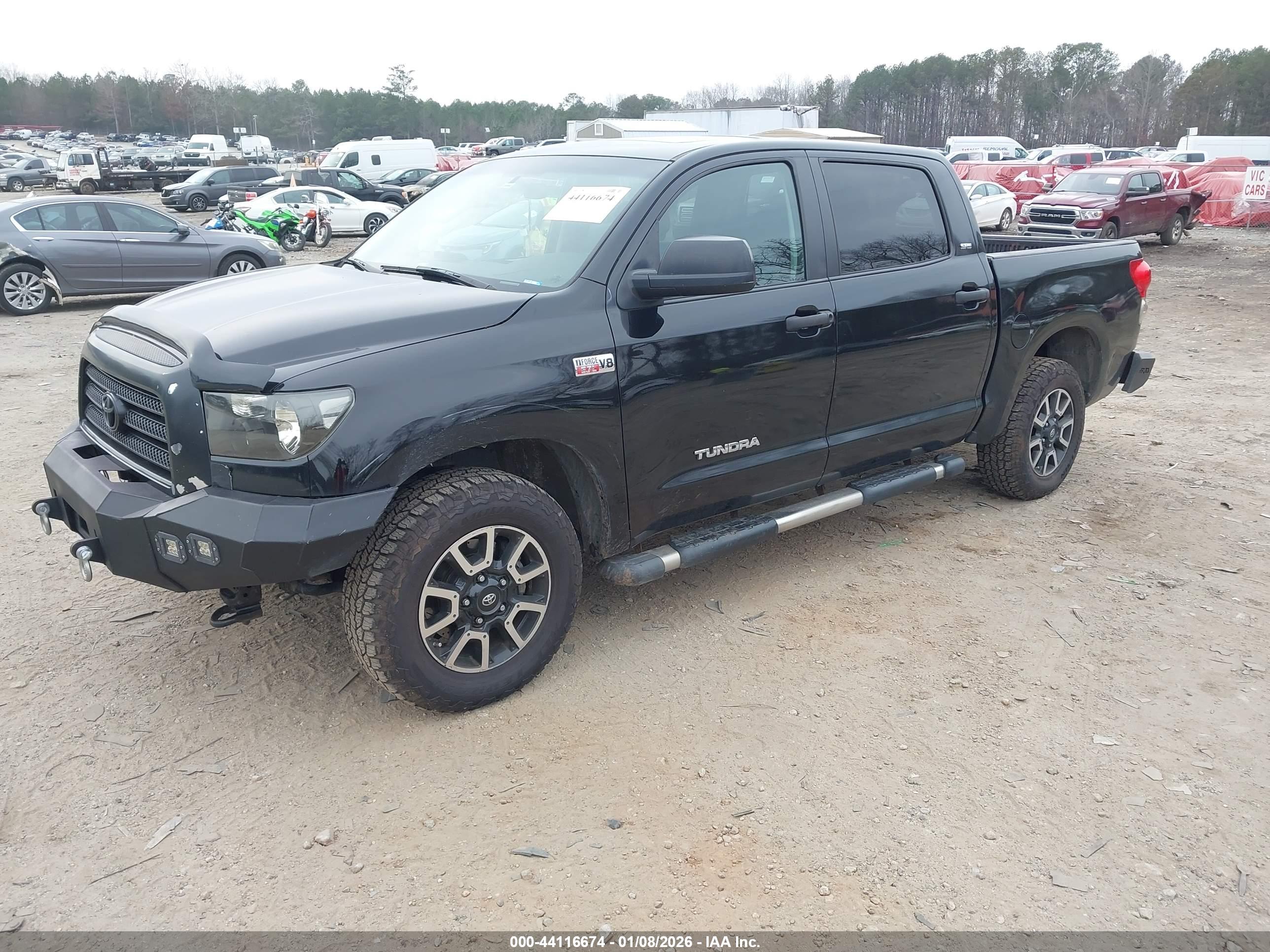 TOYOTA TUNDRA image 2