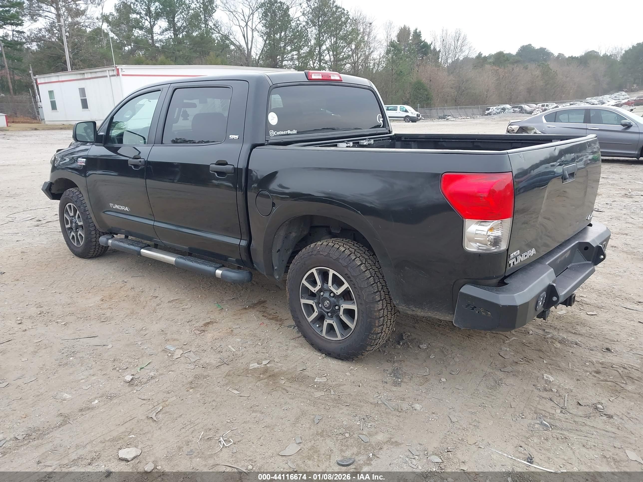 TOYOTA TUNDRA image 3