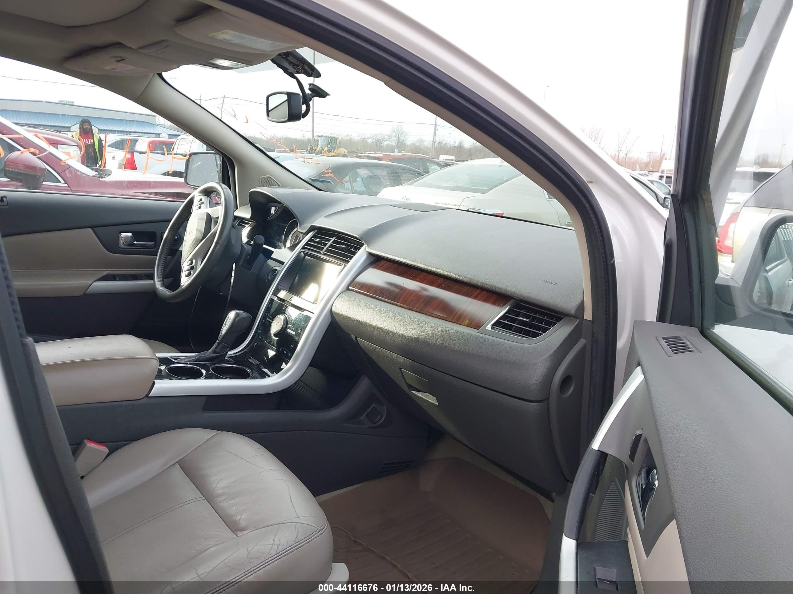 FORD EDGE image 5